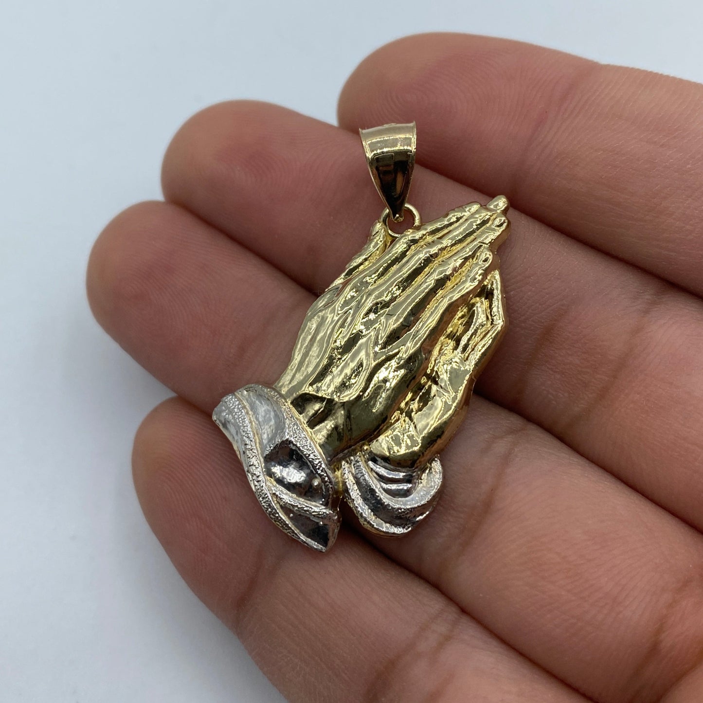 14K Praying Hands Pendant 1.5"