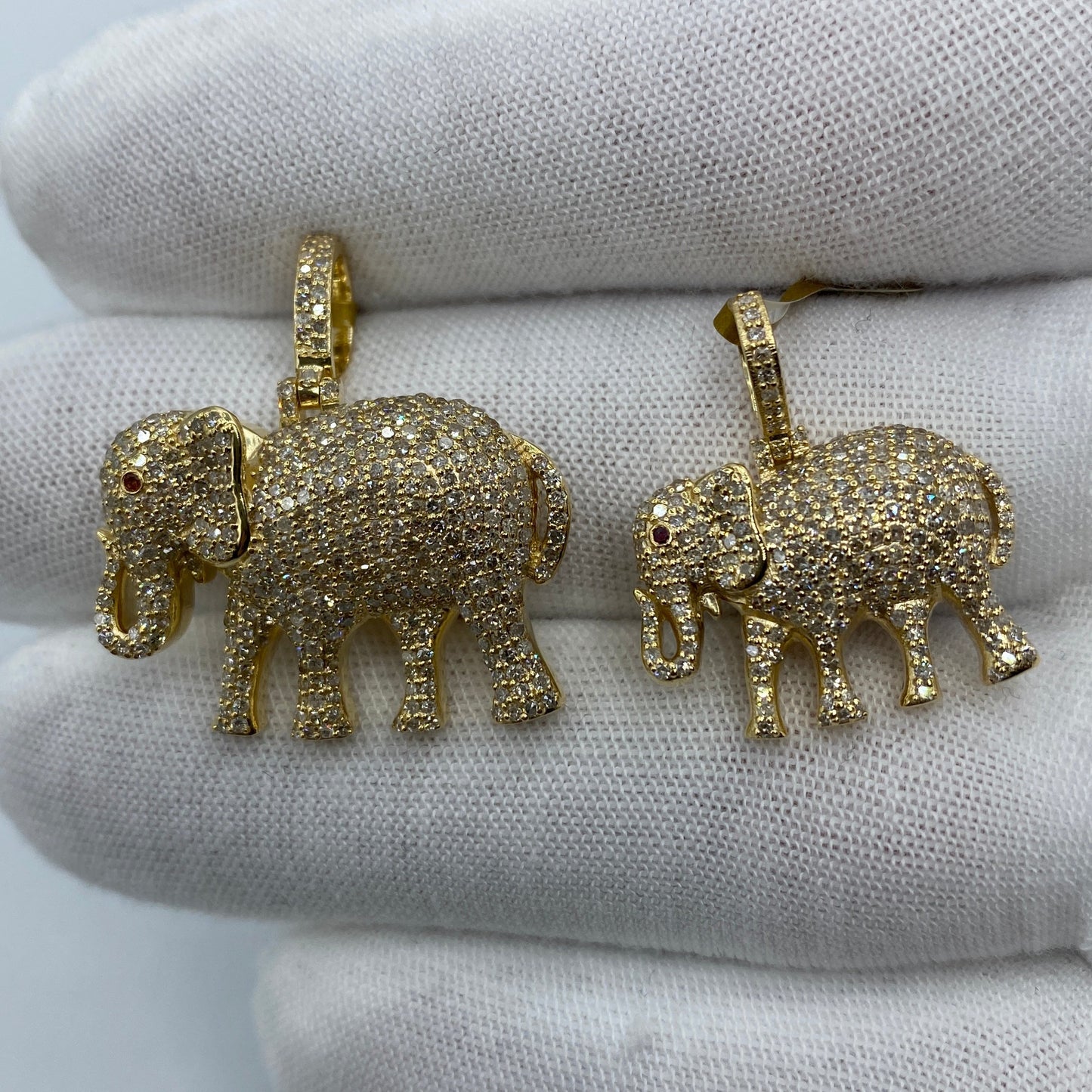 10K Elephant Diamond Pendant