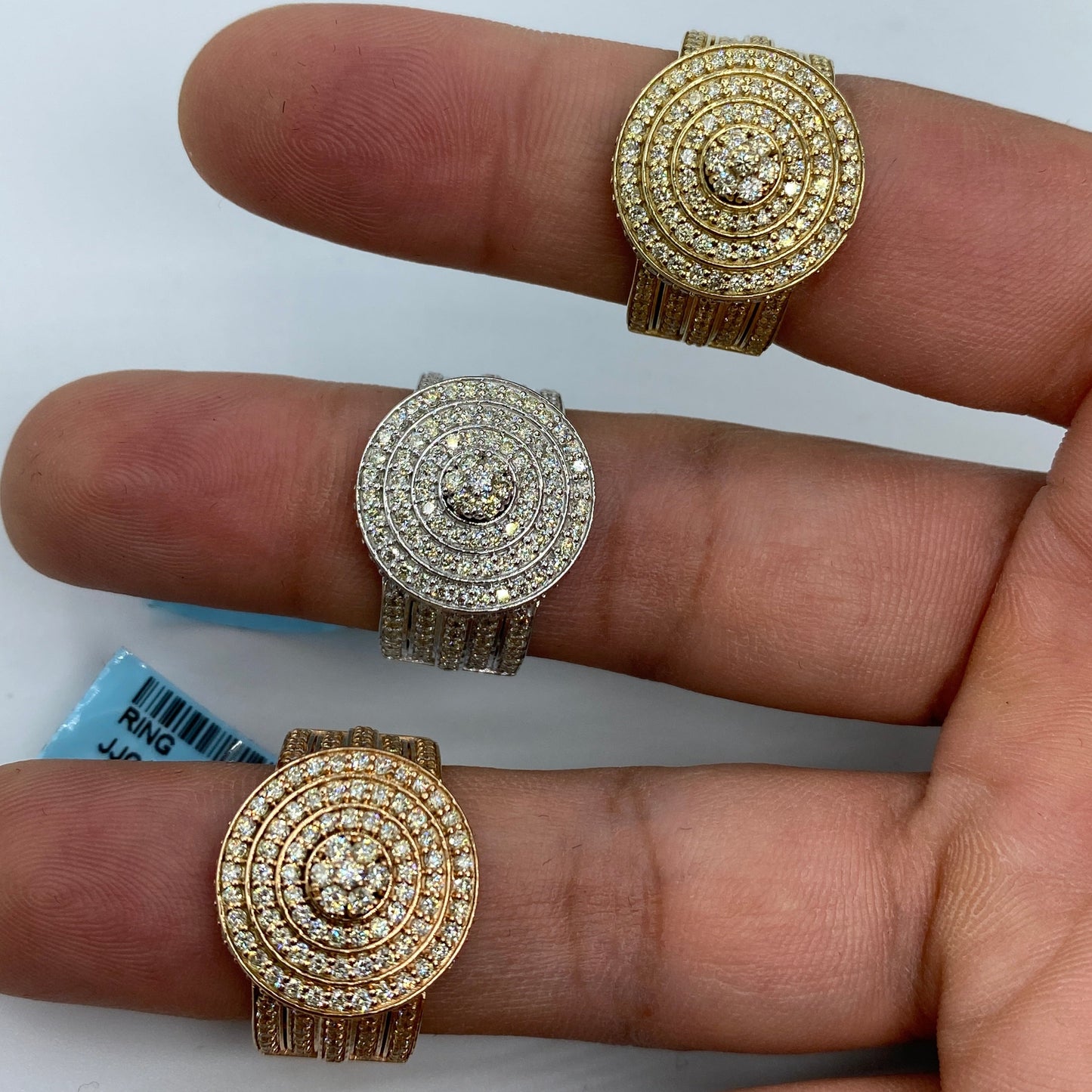 14K Circle Diamond Wave Ring