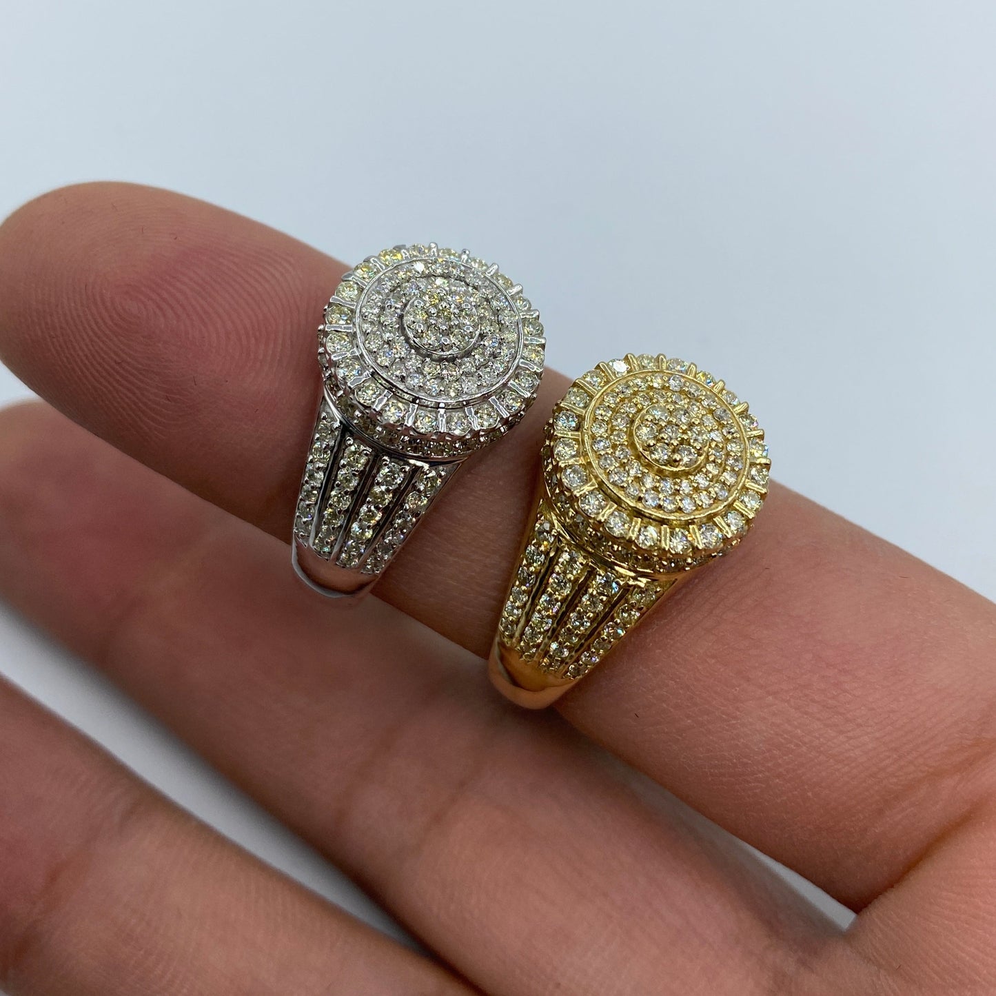 14K Petite Circle Wave Diamond Ring