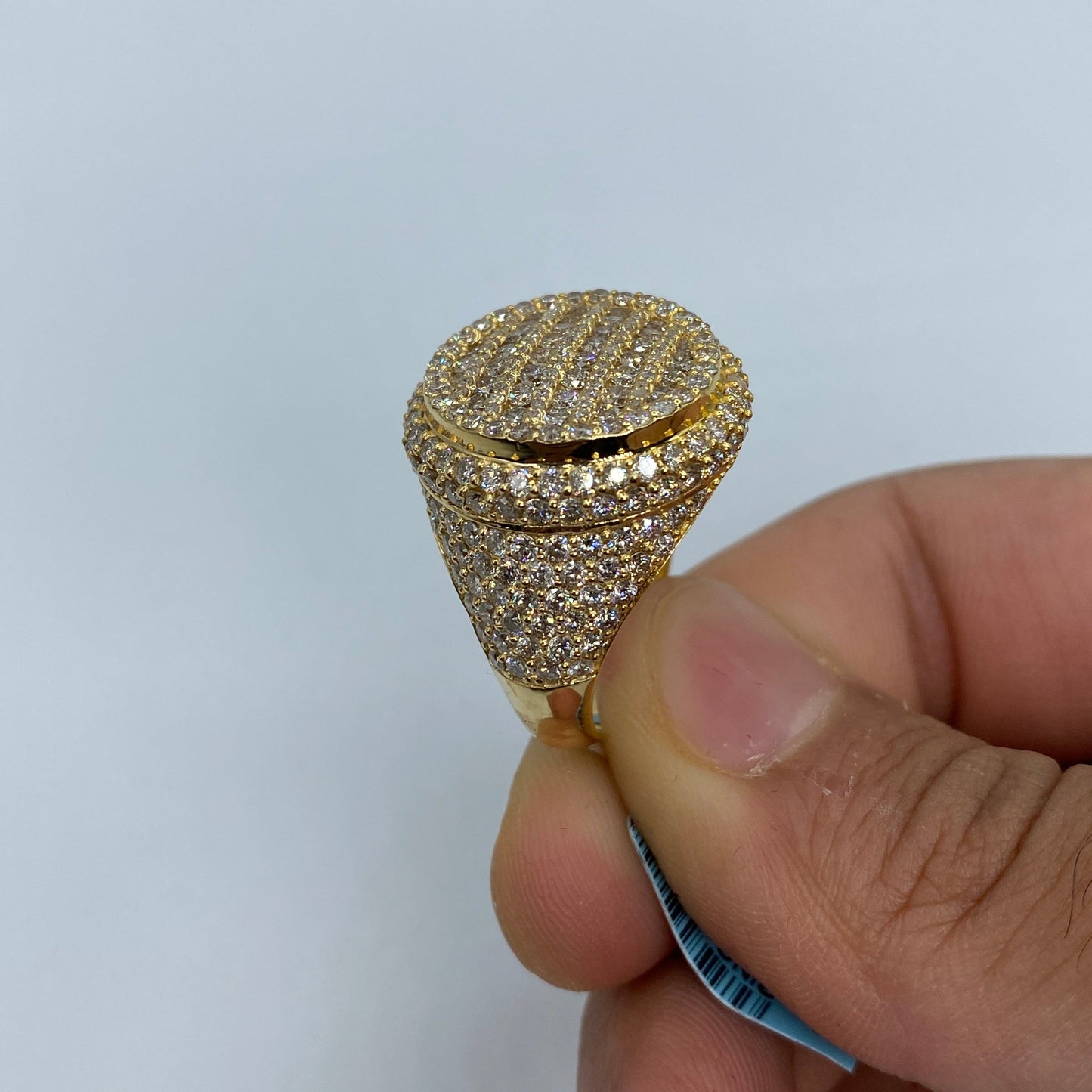 14K Circle Diamond Ring