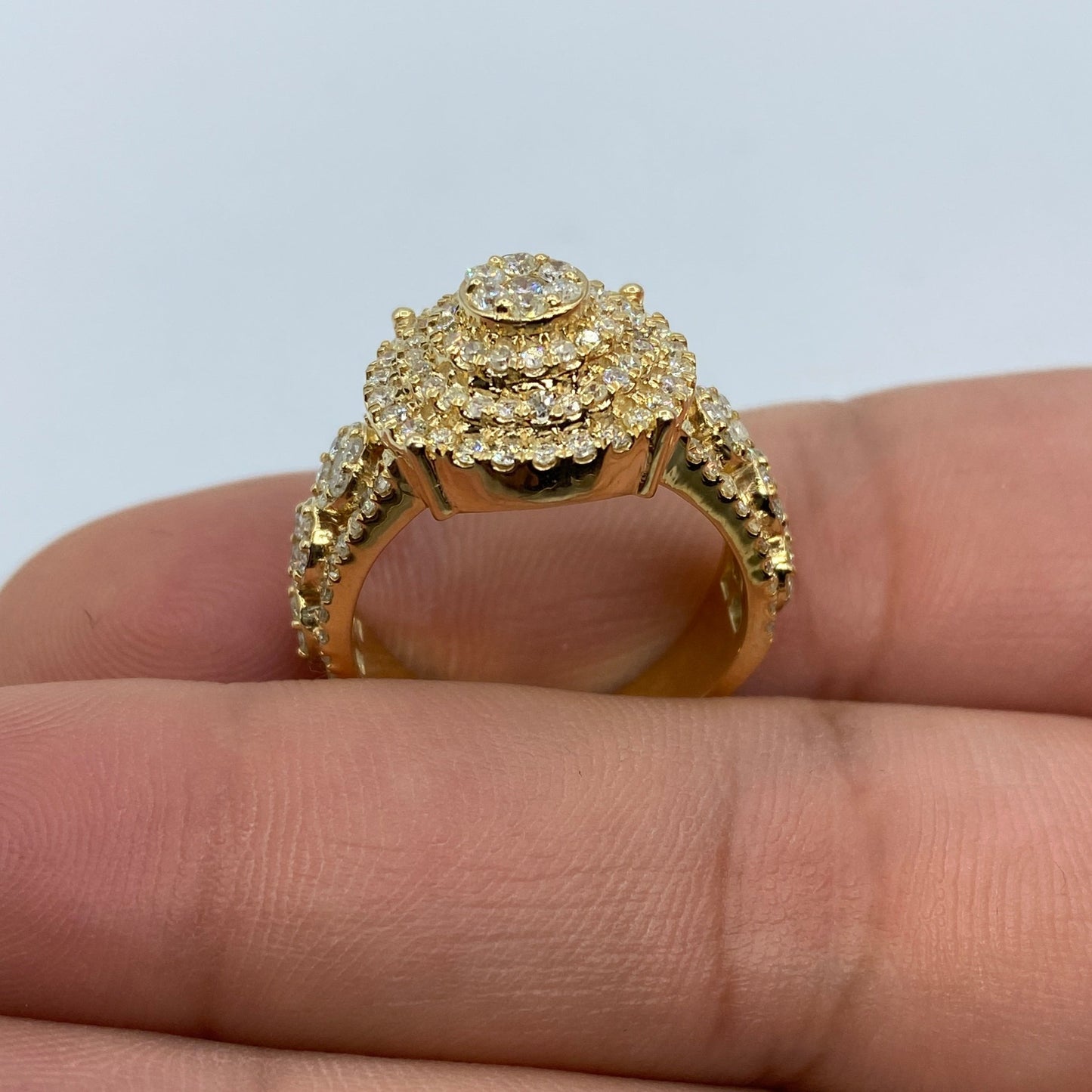 10K Paradise Cake Diamond Ring