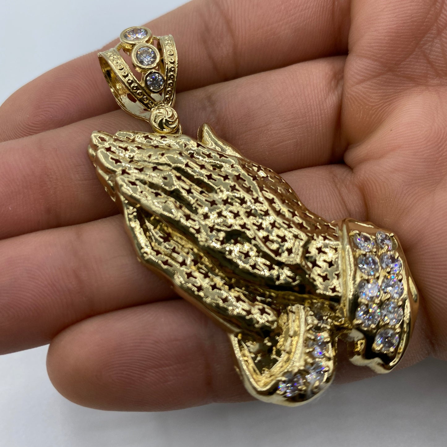 14K Praying Hands Pendant 2.5"