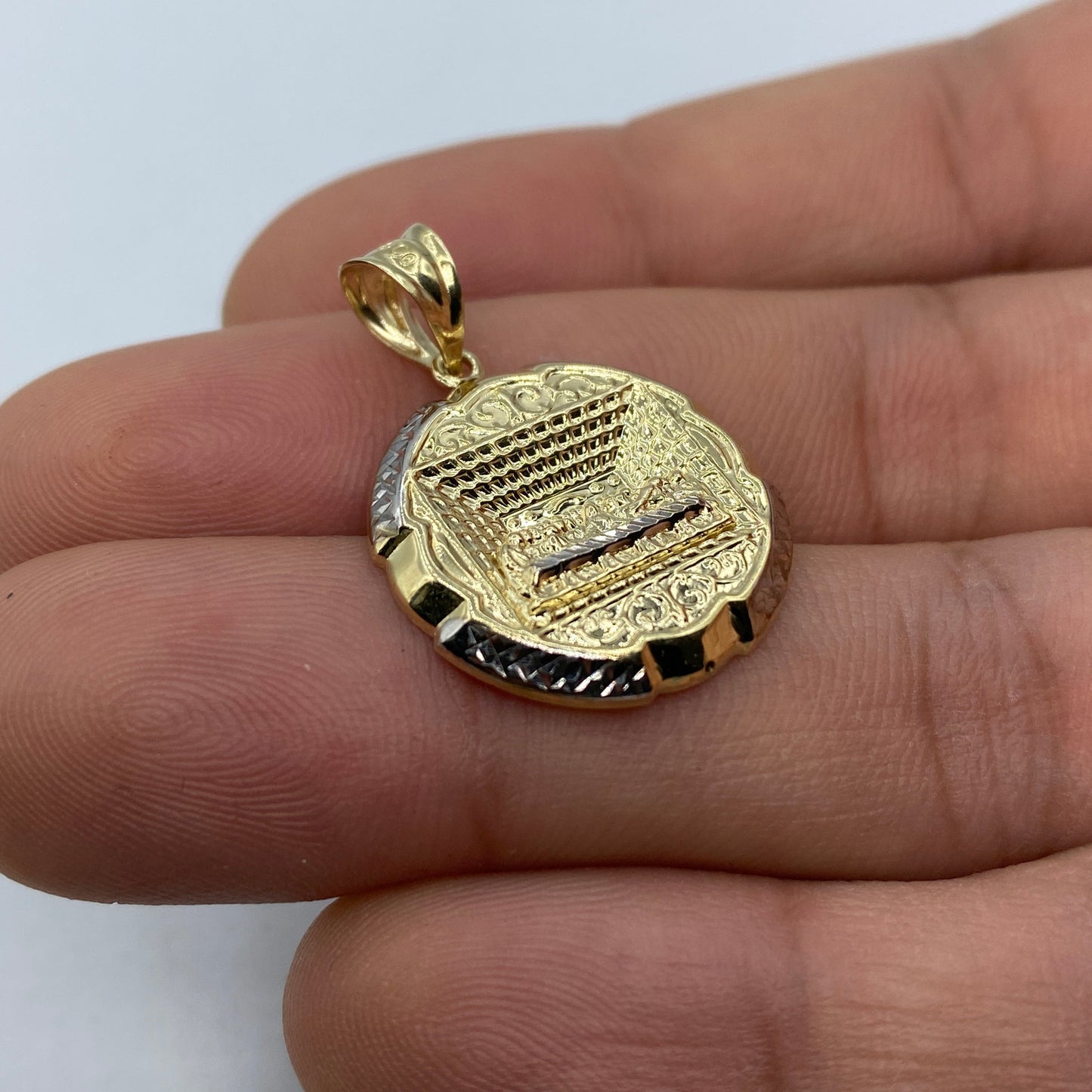 14K Last Supper Medal Pendant
