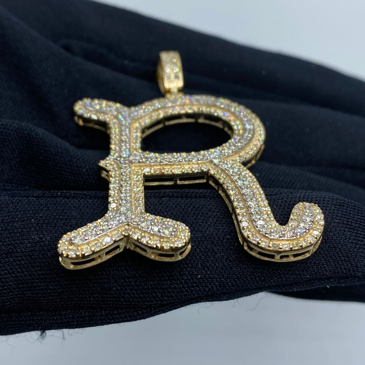 Initial R Old English Pendant