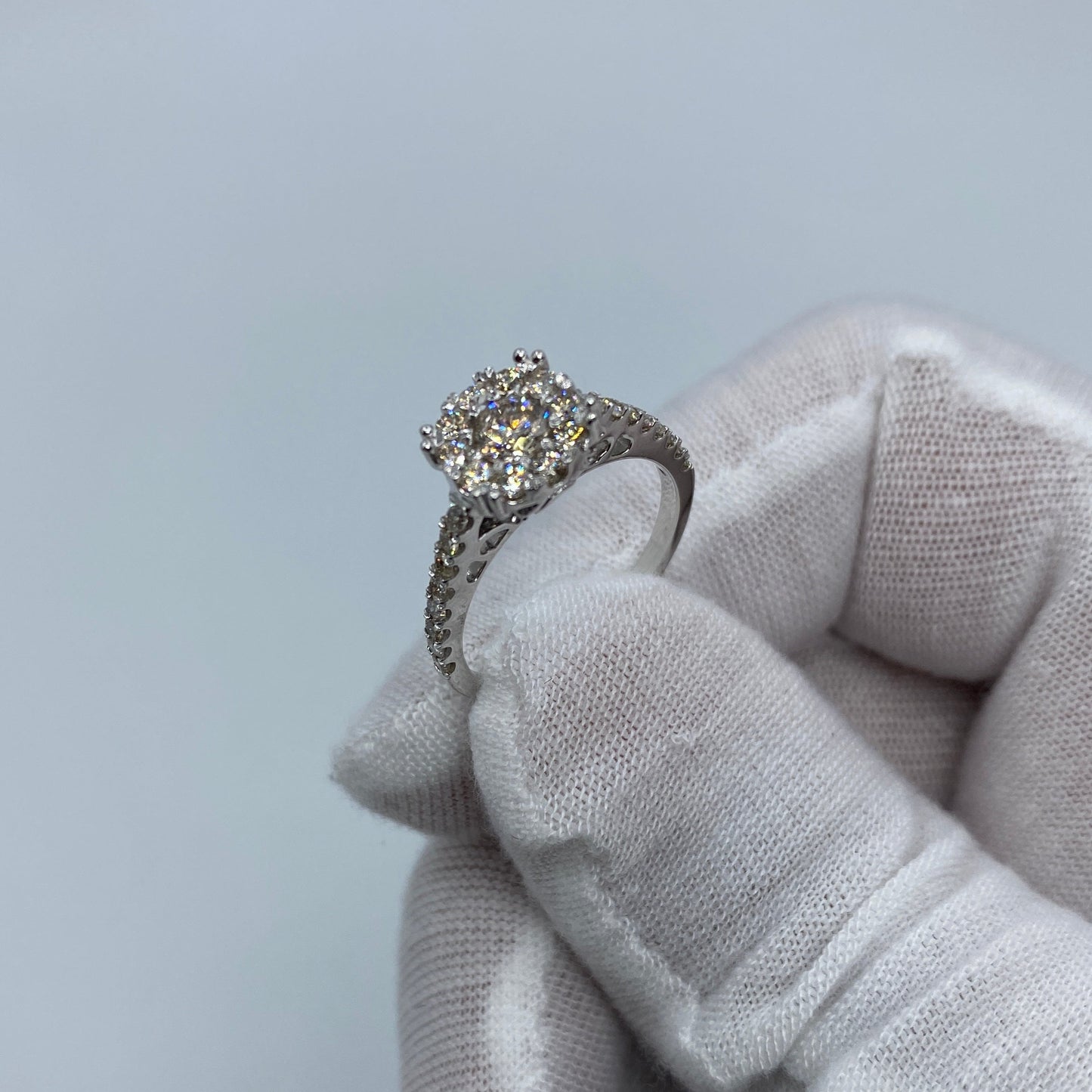 14K Luxe Diamond Engagement Ring