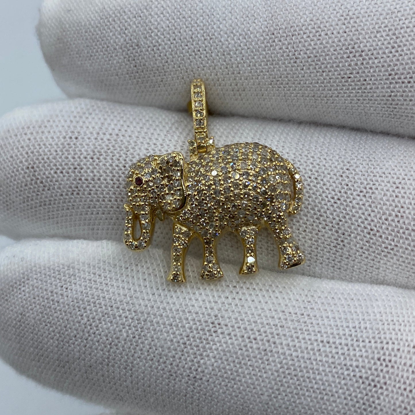 10K Elephant Diamond Pendant