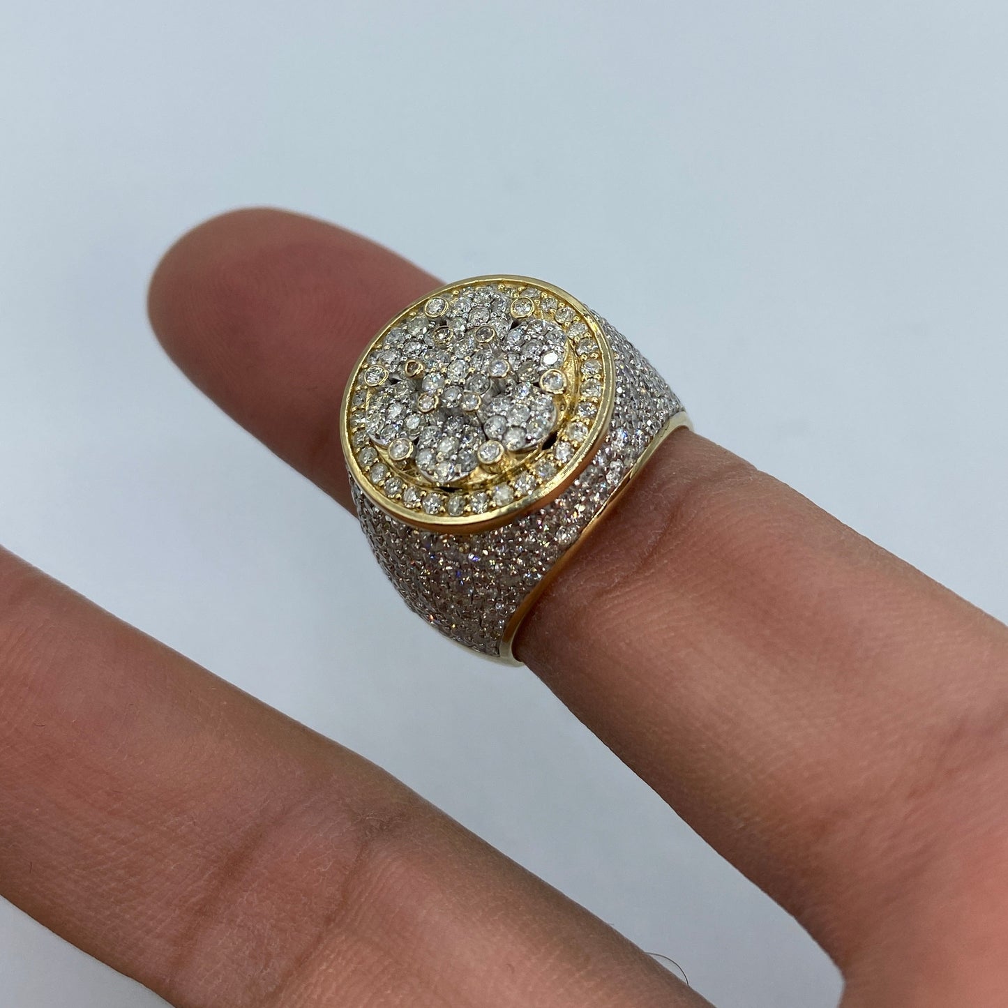 14K Circle Elite Diamond Ring