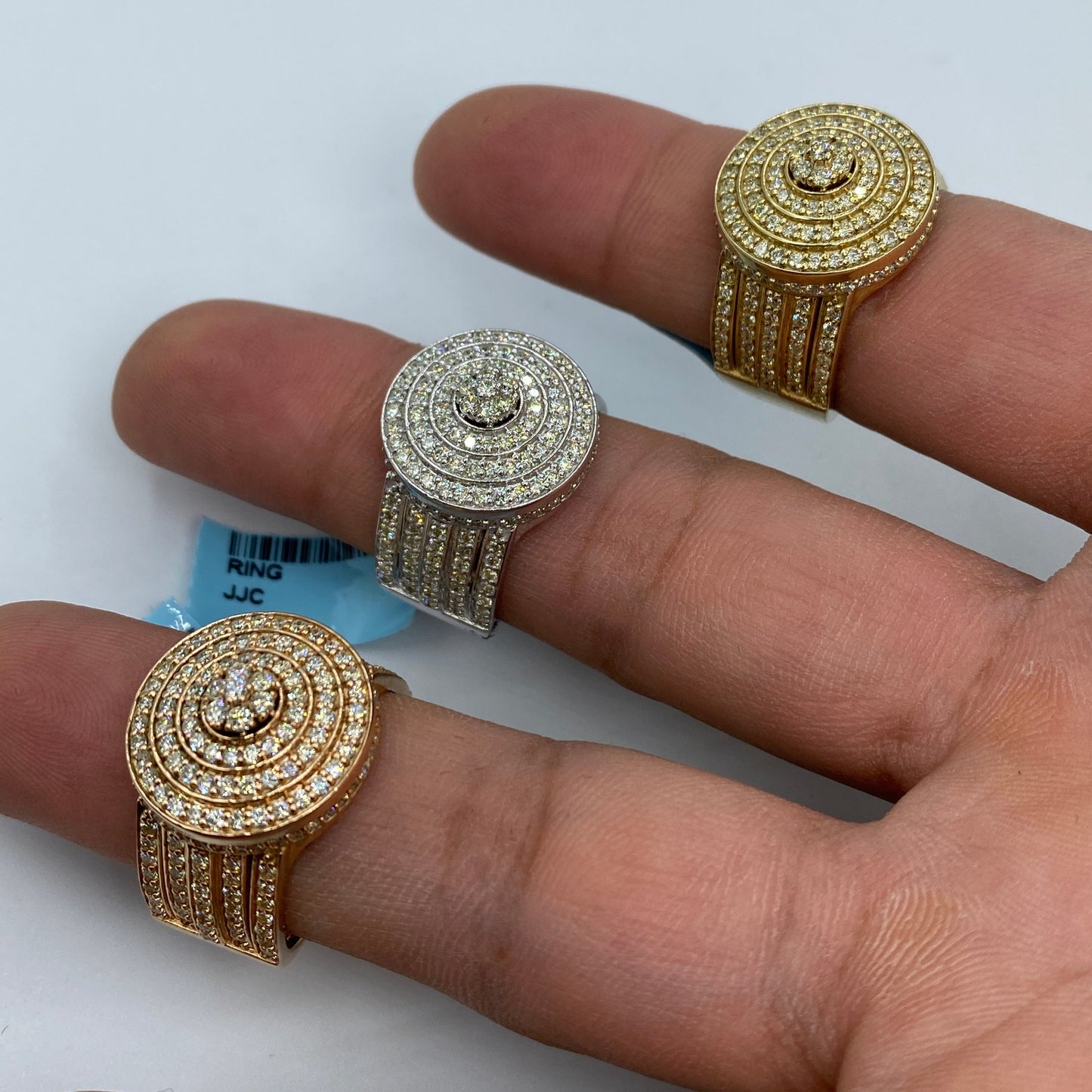 14K Circle Diamond Wave Ring
