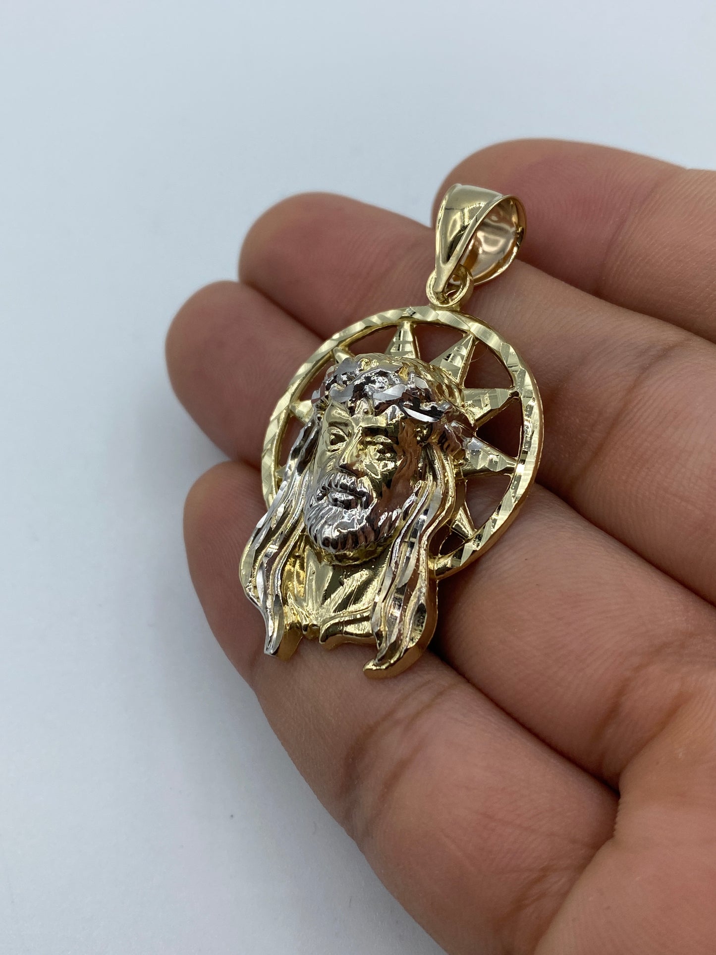 14K Jesus Head With Halo Pendant 2.0"