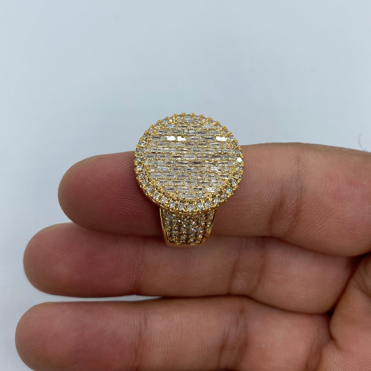 14K Circle Diamond Baguette Ring