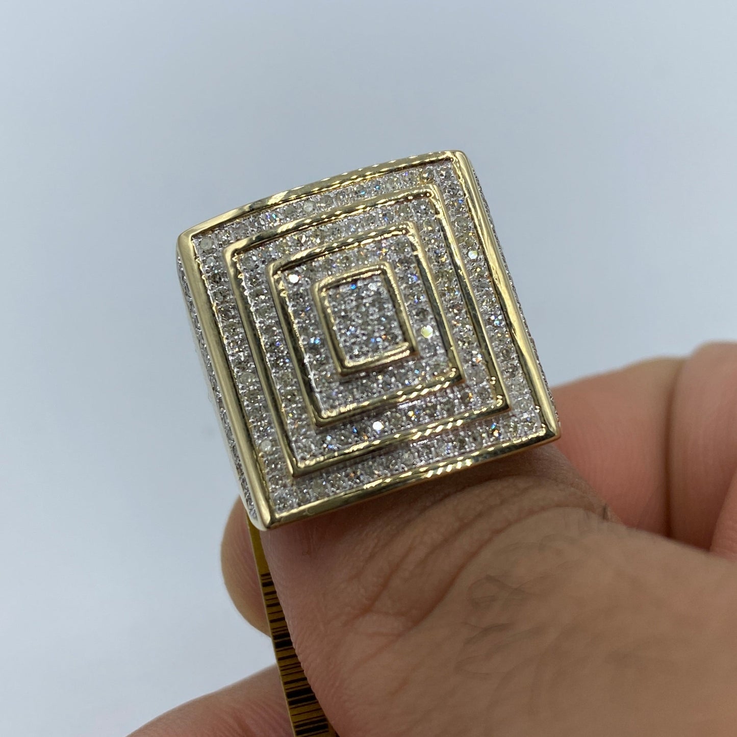 10K Square Offset Diamond Ring