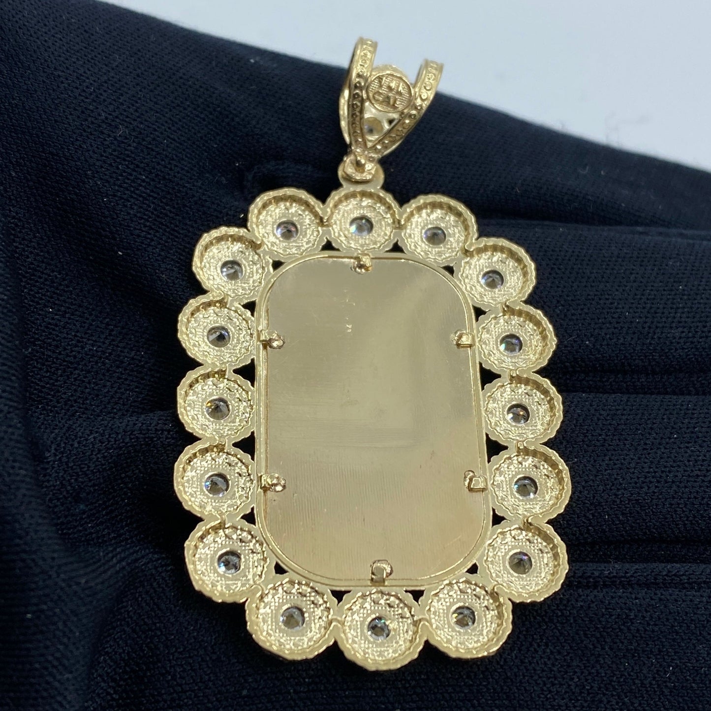 14K Rounded Rectangle Flower Picture Photo Pendant