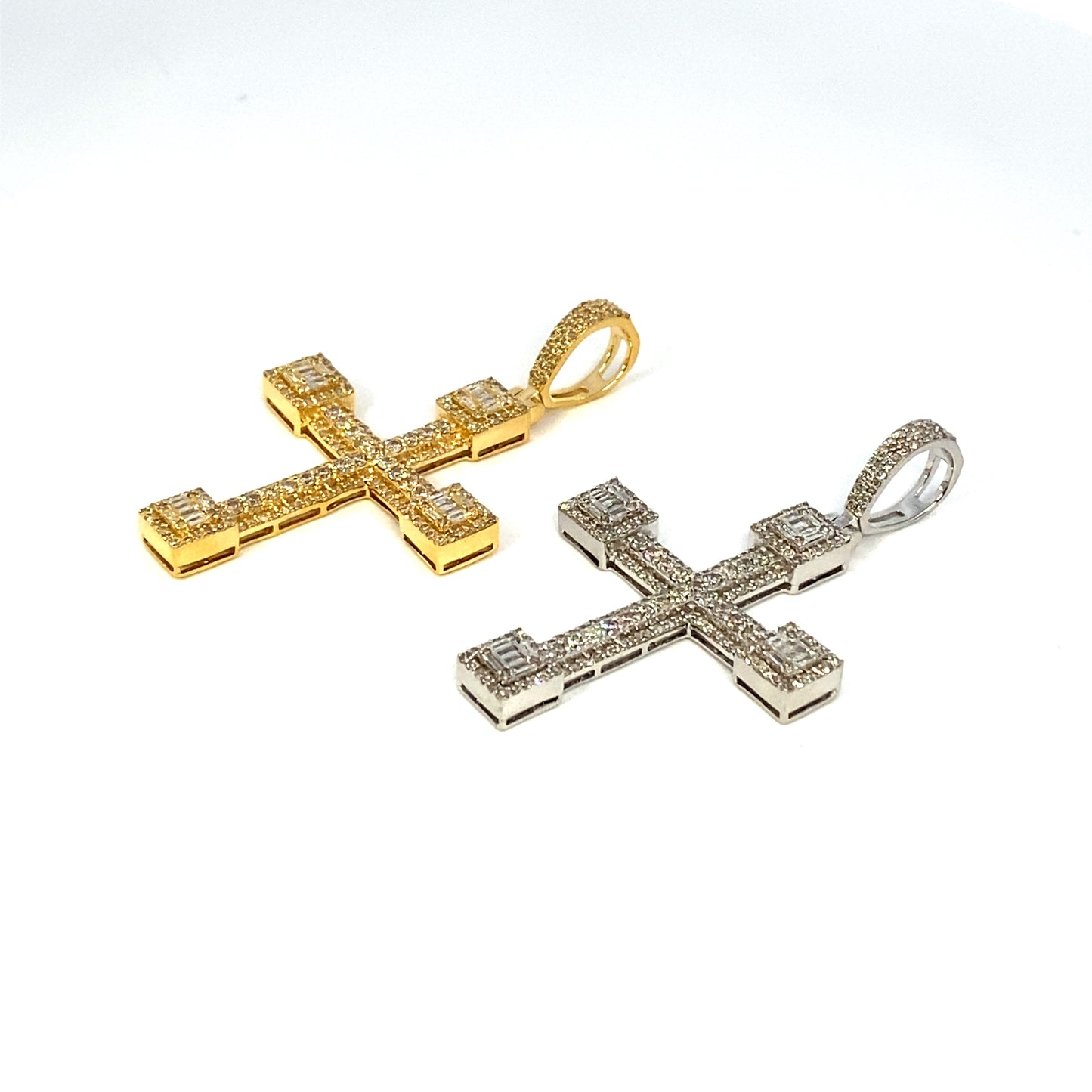 14K Bold Cross Diamond Pendant