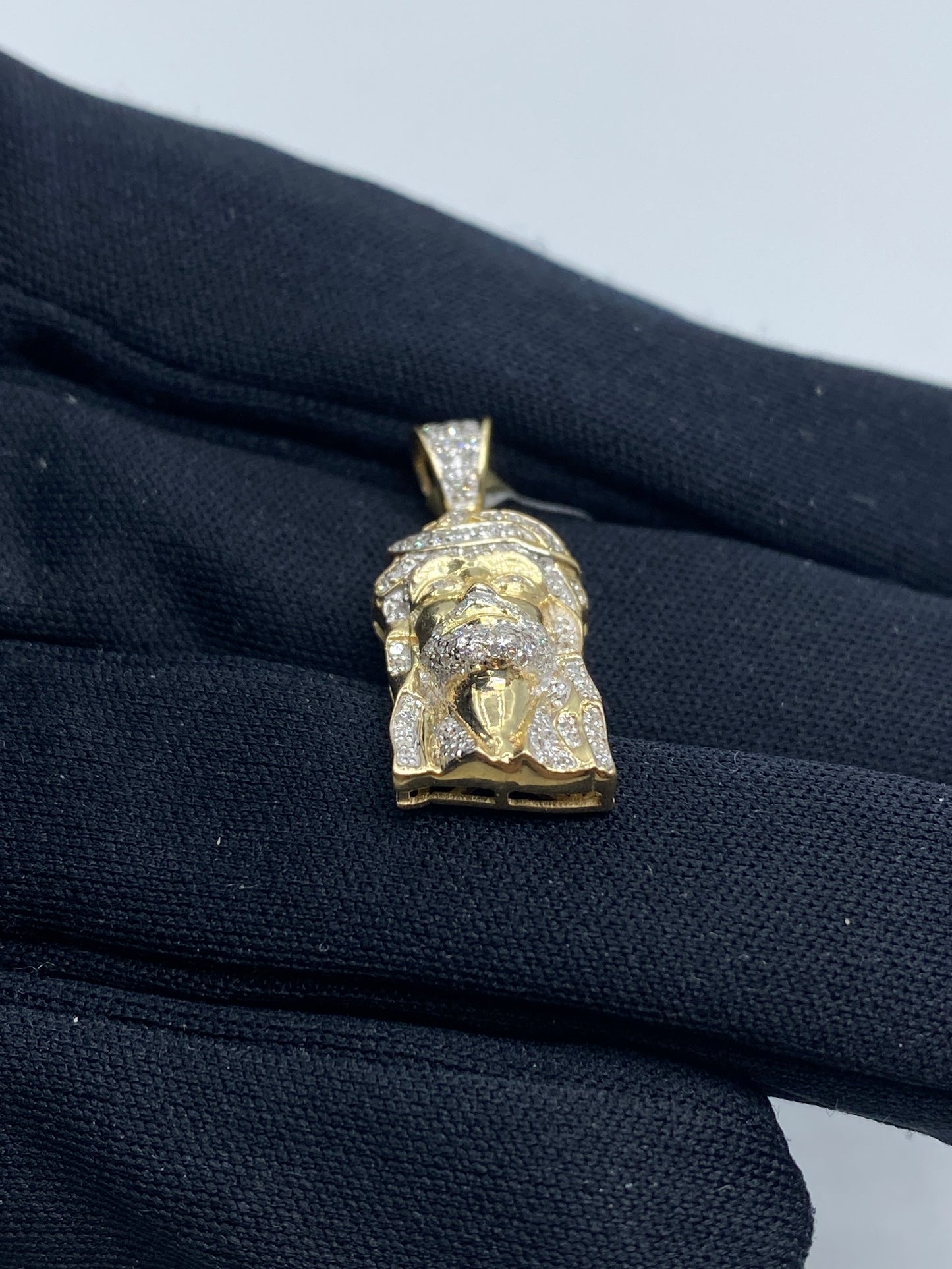 Jesus Head Pendant