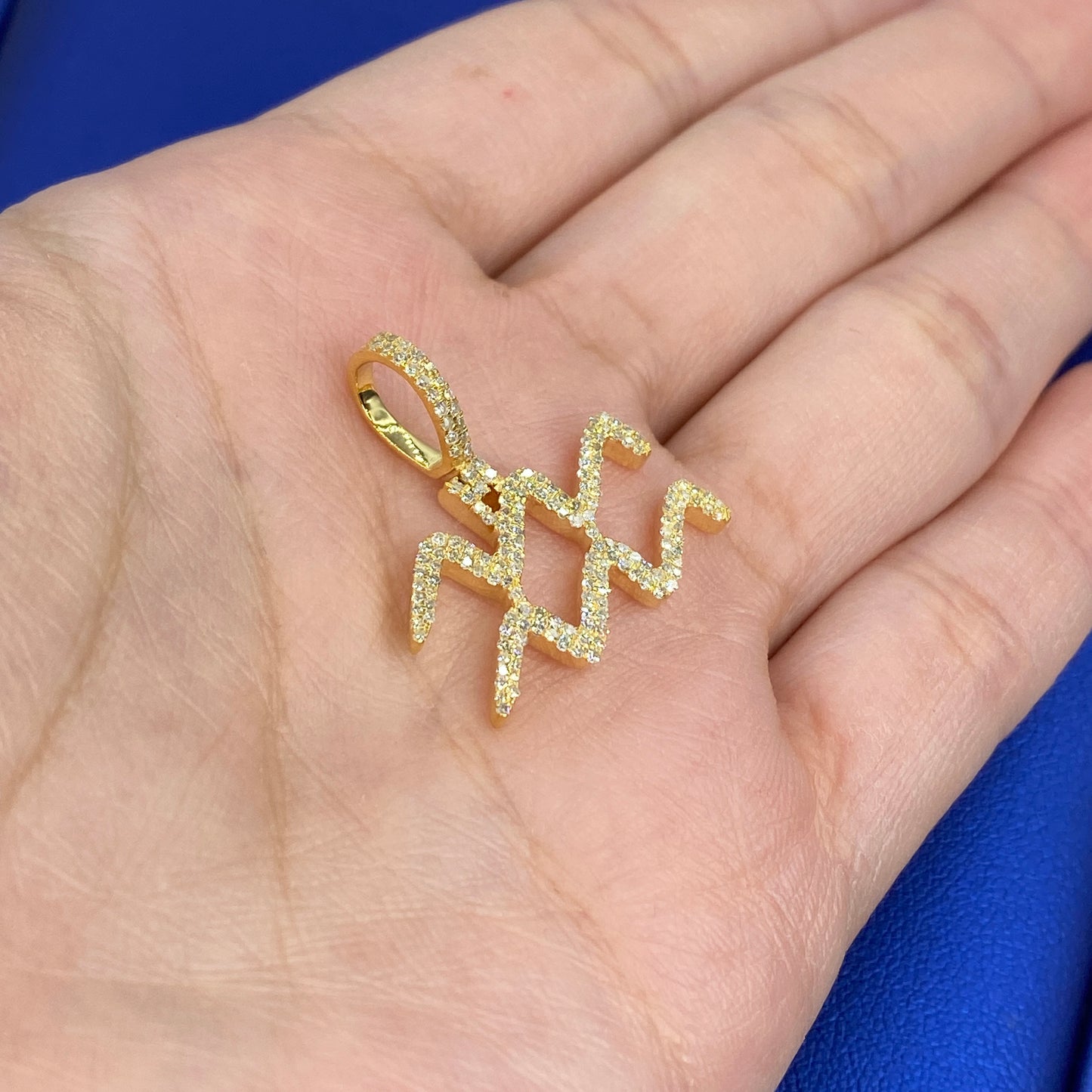 10K Aquarius Sign Diamond Pendant