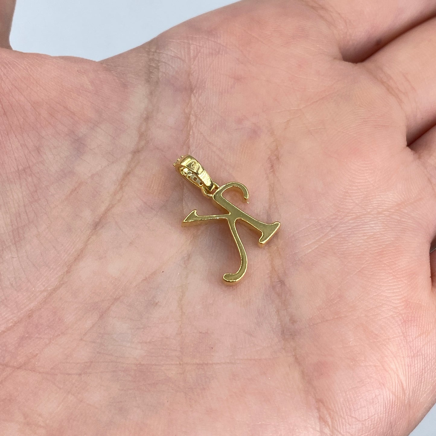 10K Cursive K Initial Diamond Pendant