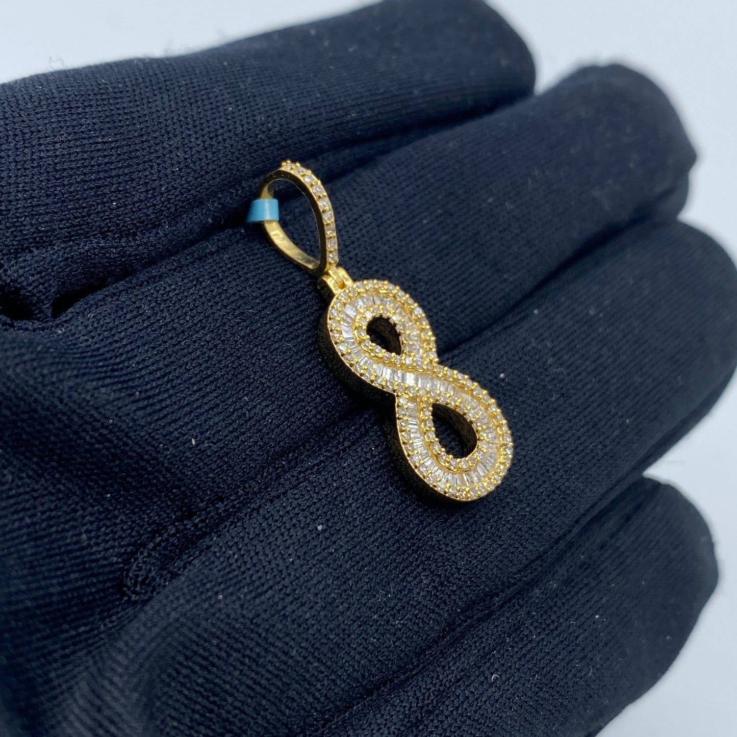 14k Number 8 Diamond Baguette Pendant