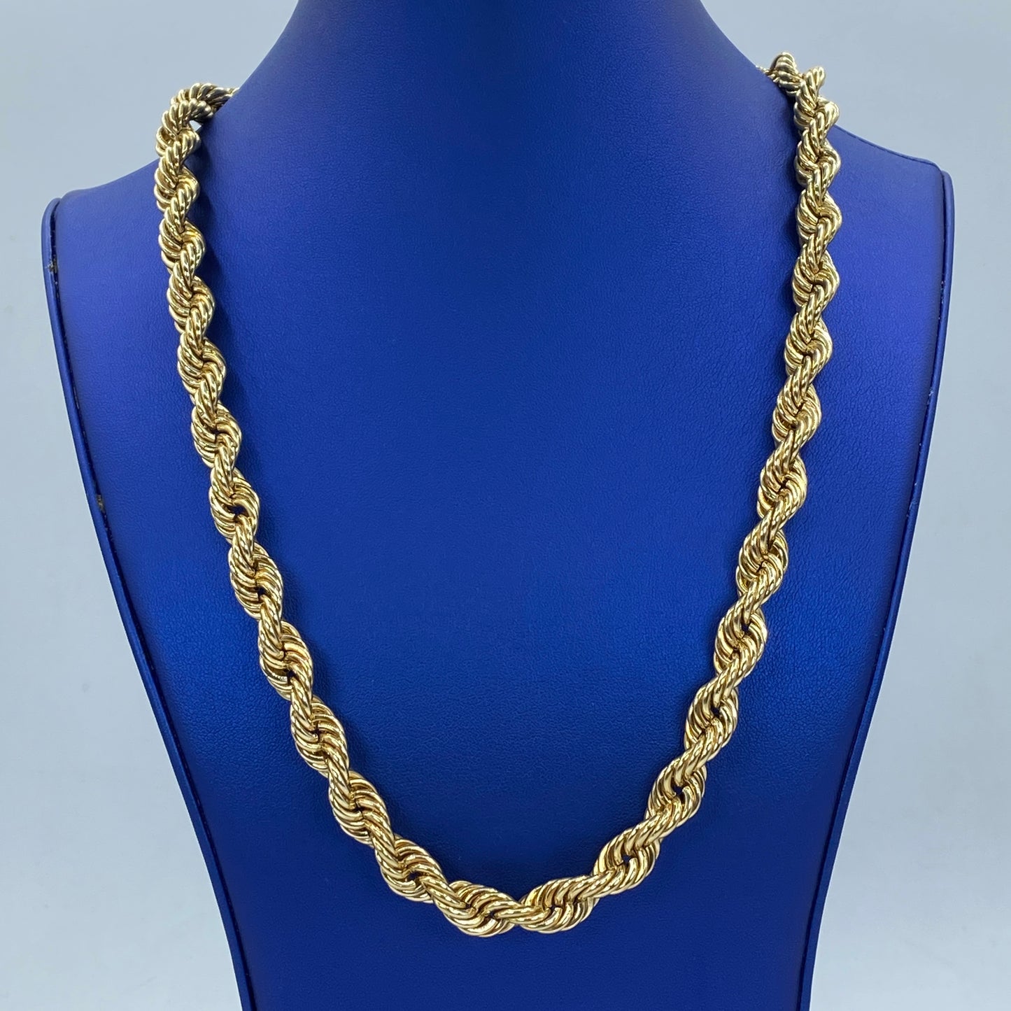 10K 10MM Bold Rope Chain 23"