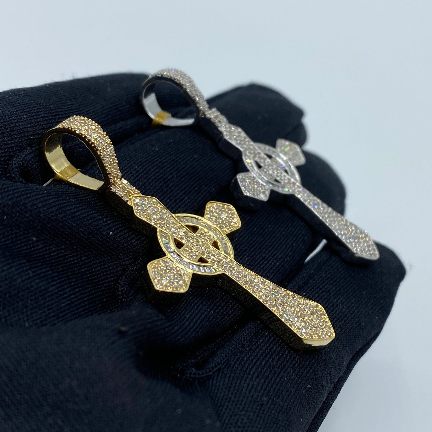 10K Celtic Cross Diamond Baguette Pendant 2.0ct
