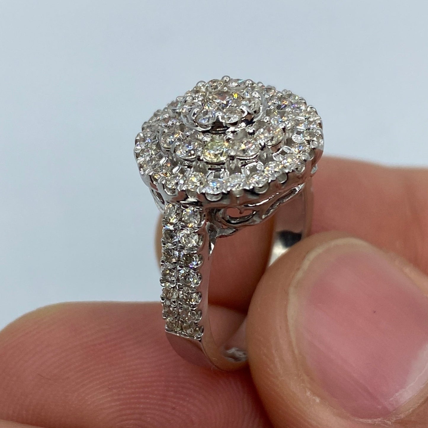 14K White Gold Circle Diamond Engagement Ring