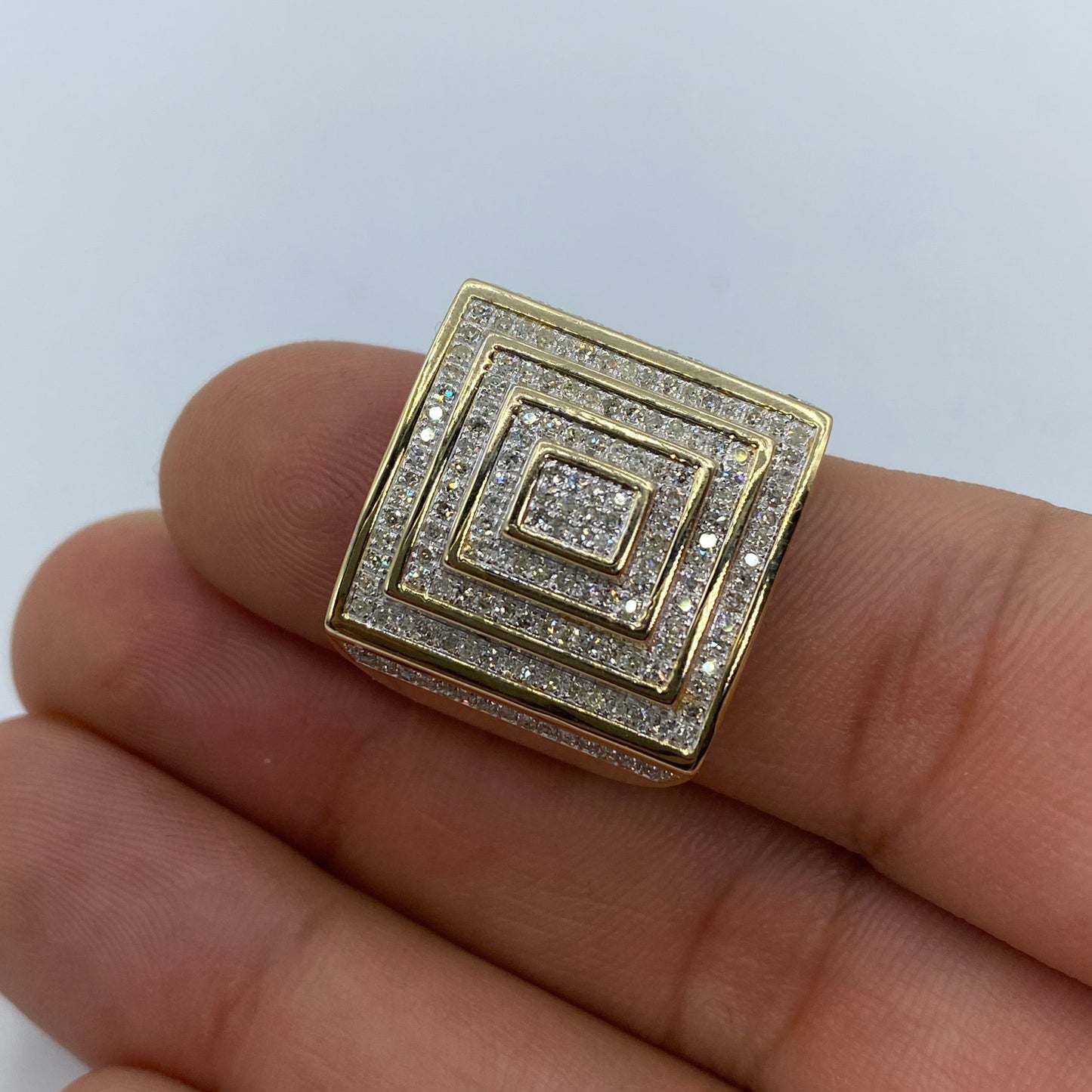 10K Square Offset Diamond Ring
