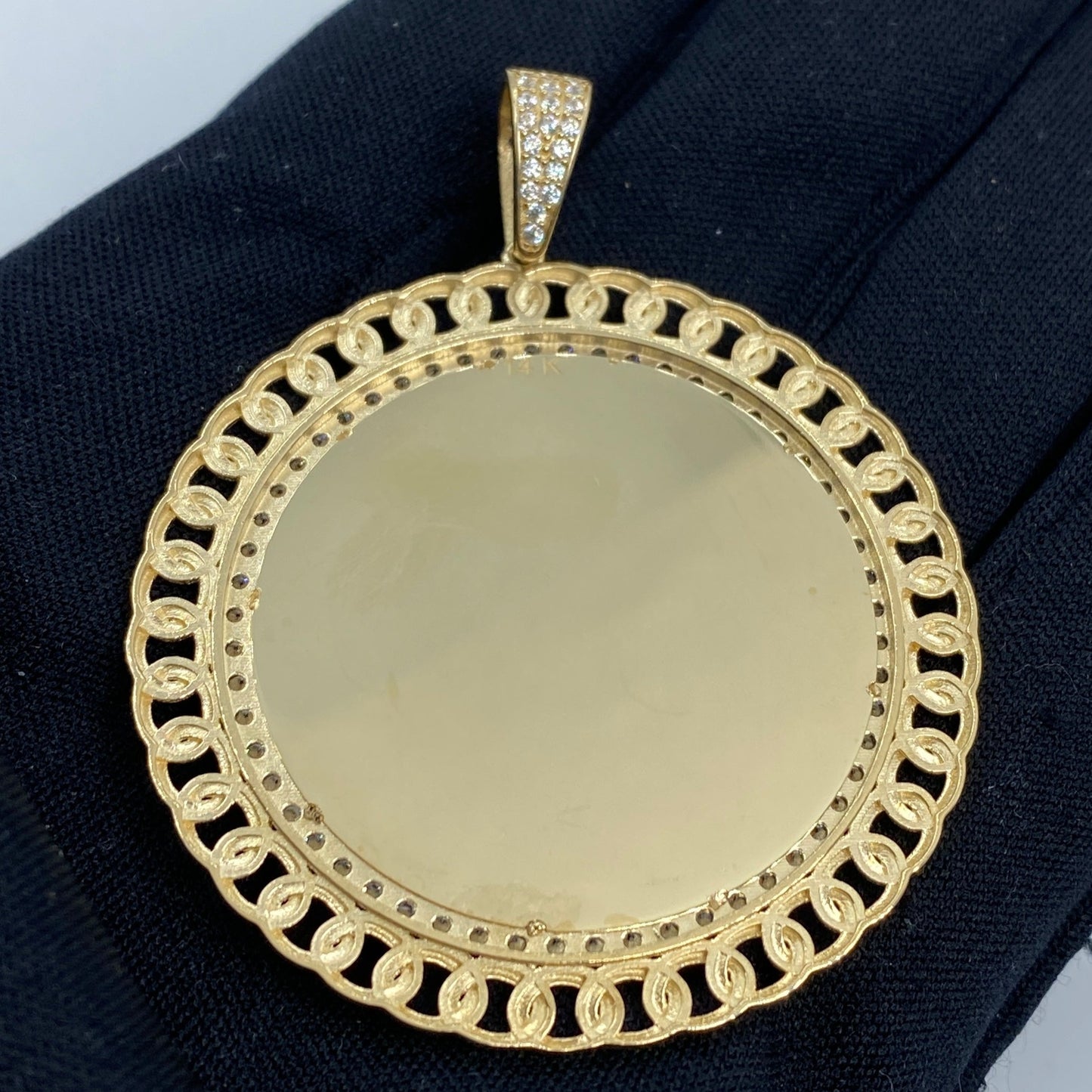 14K Cuban Round Picture Photo Pendant
