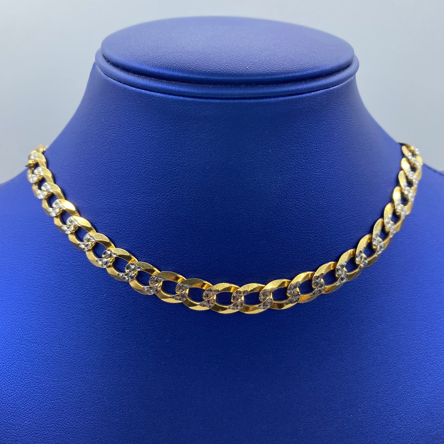 14K 9.7MM Cuban Link Chain 20-28"