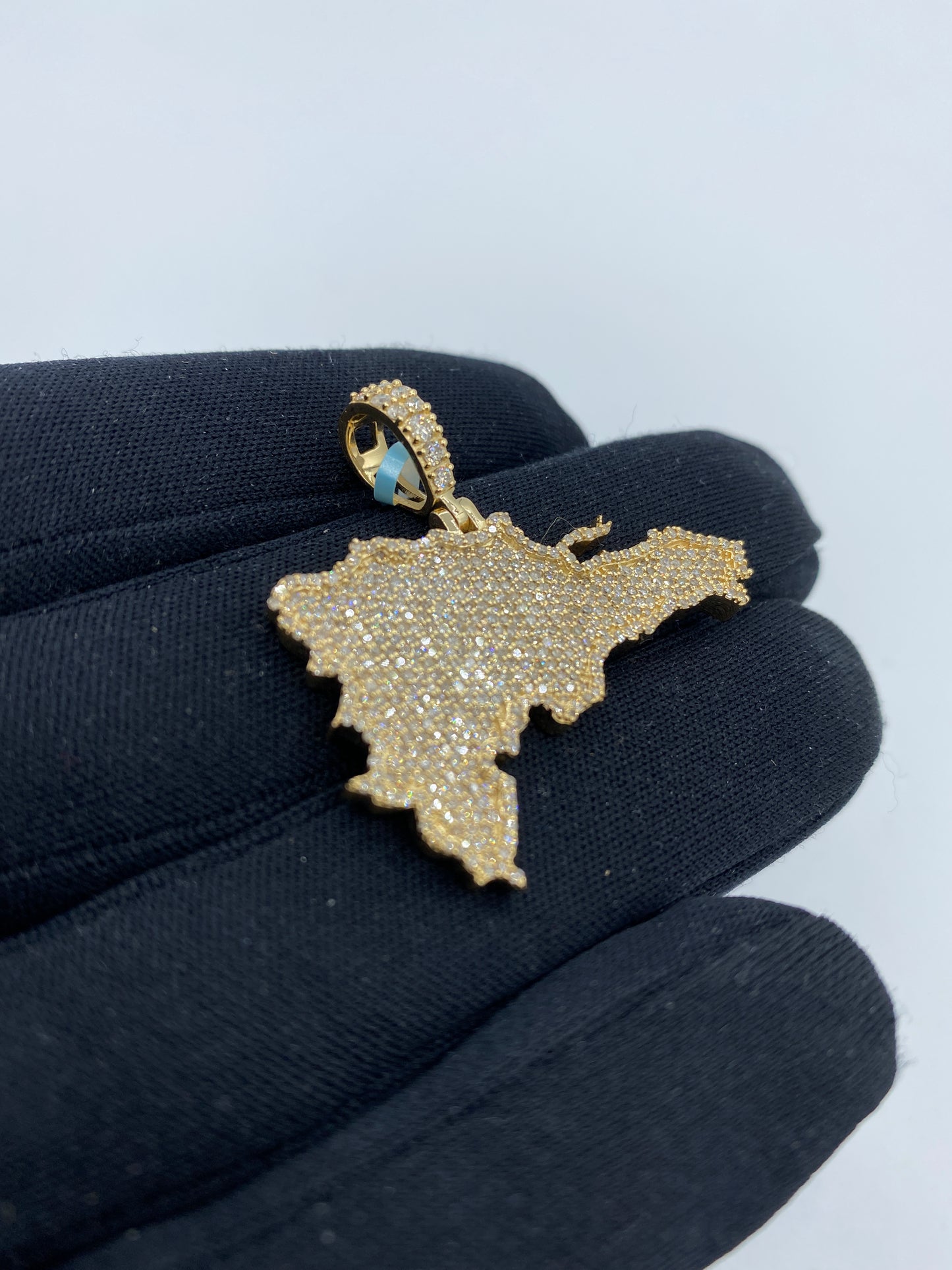 14k Dominican Republic Pendant