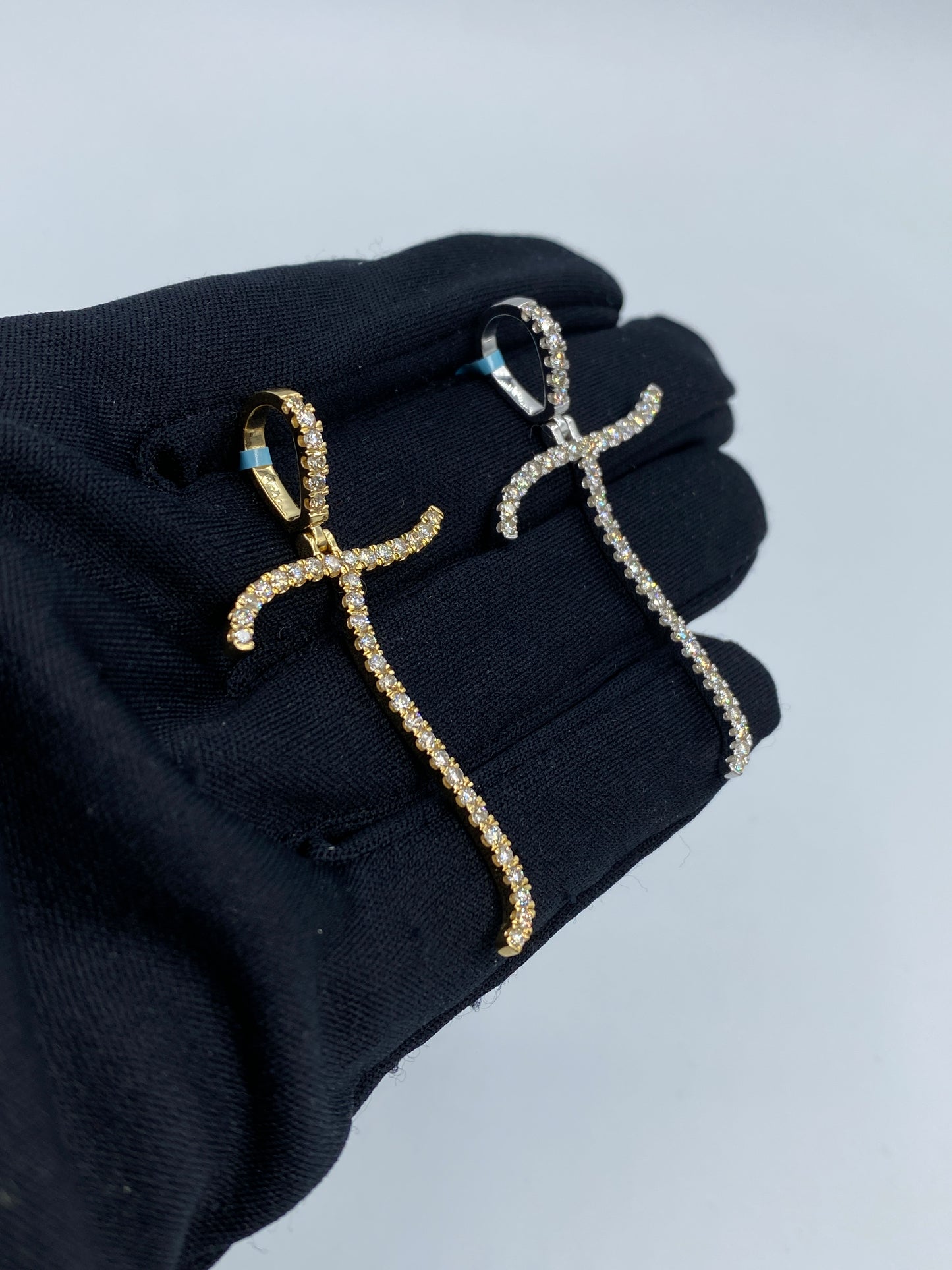 14k Initial T Large Script Pendant