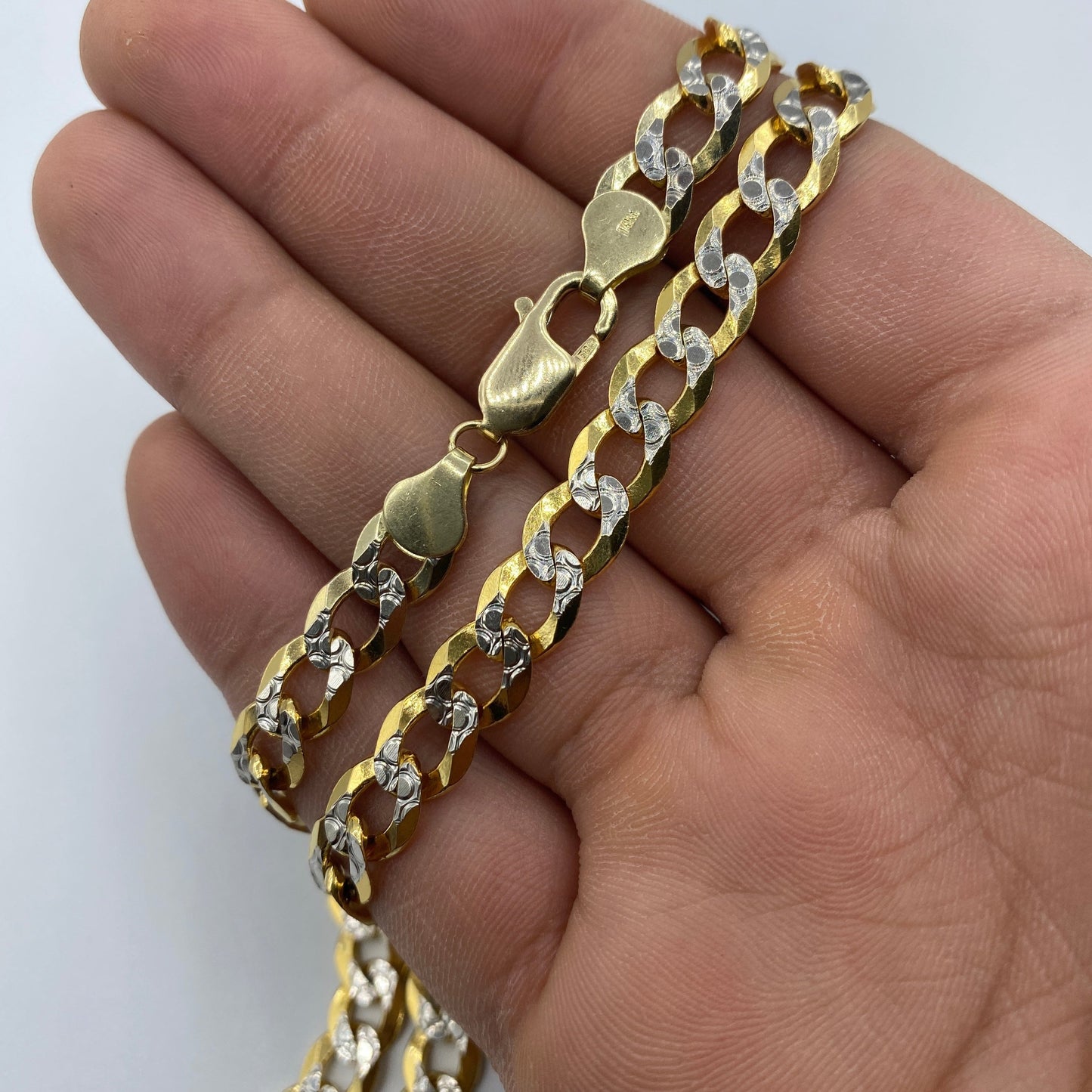 14K 8.5MM Flat Cuban Link Chain 20-26"