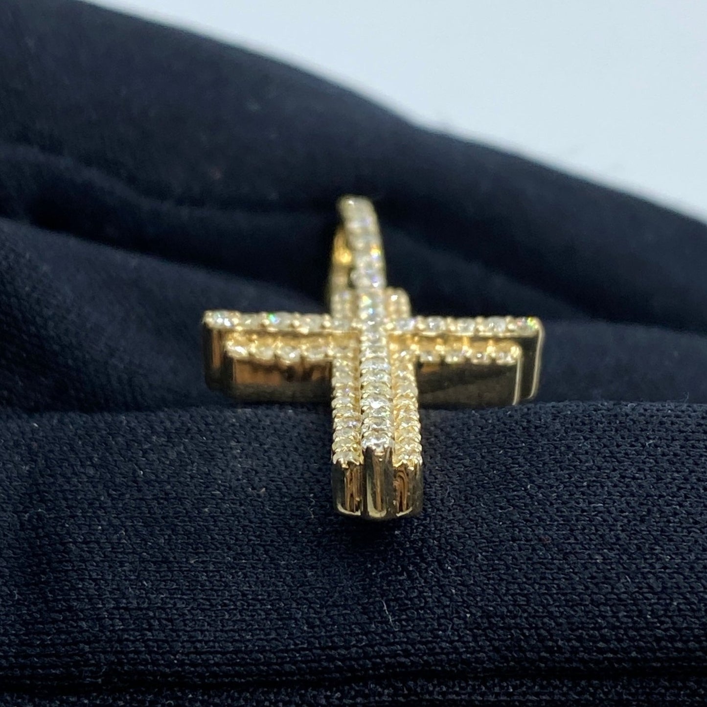 10K Roman Cross Diamond Pendant