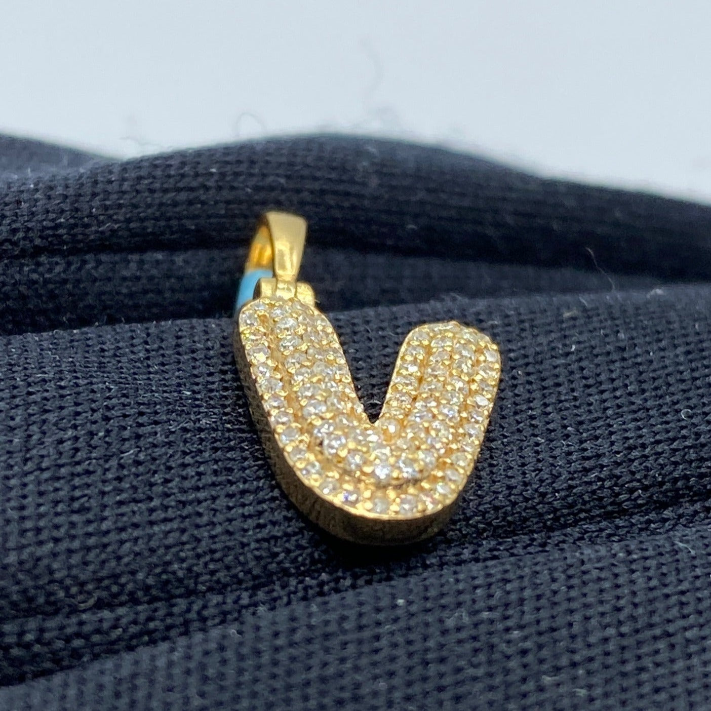 14k Initial V Bubble Pendant