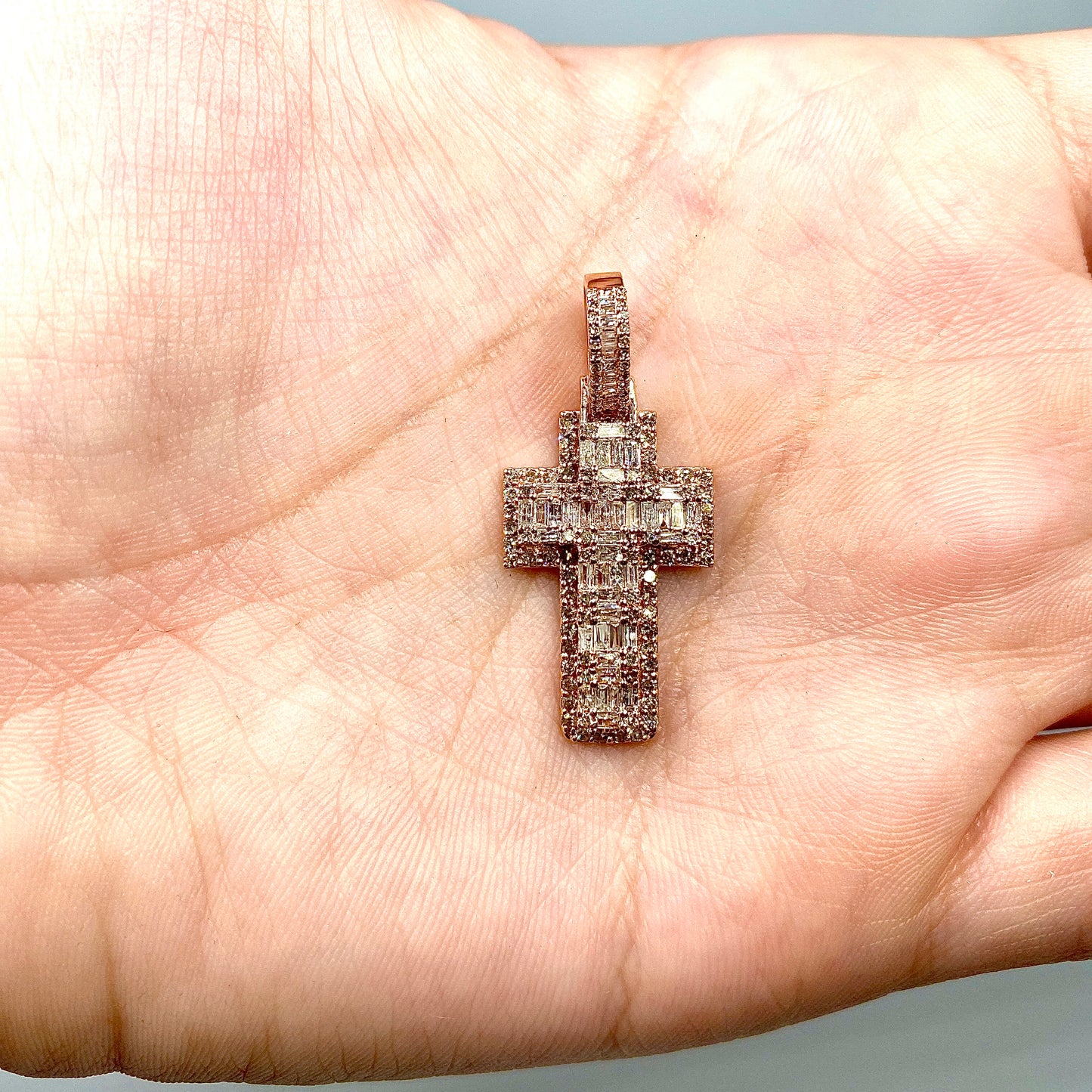 14K 3D Cross Diamond Pendant