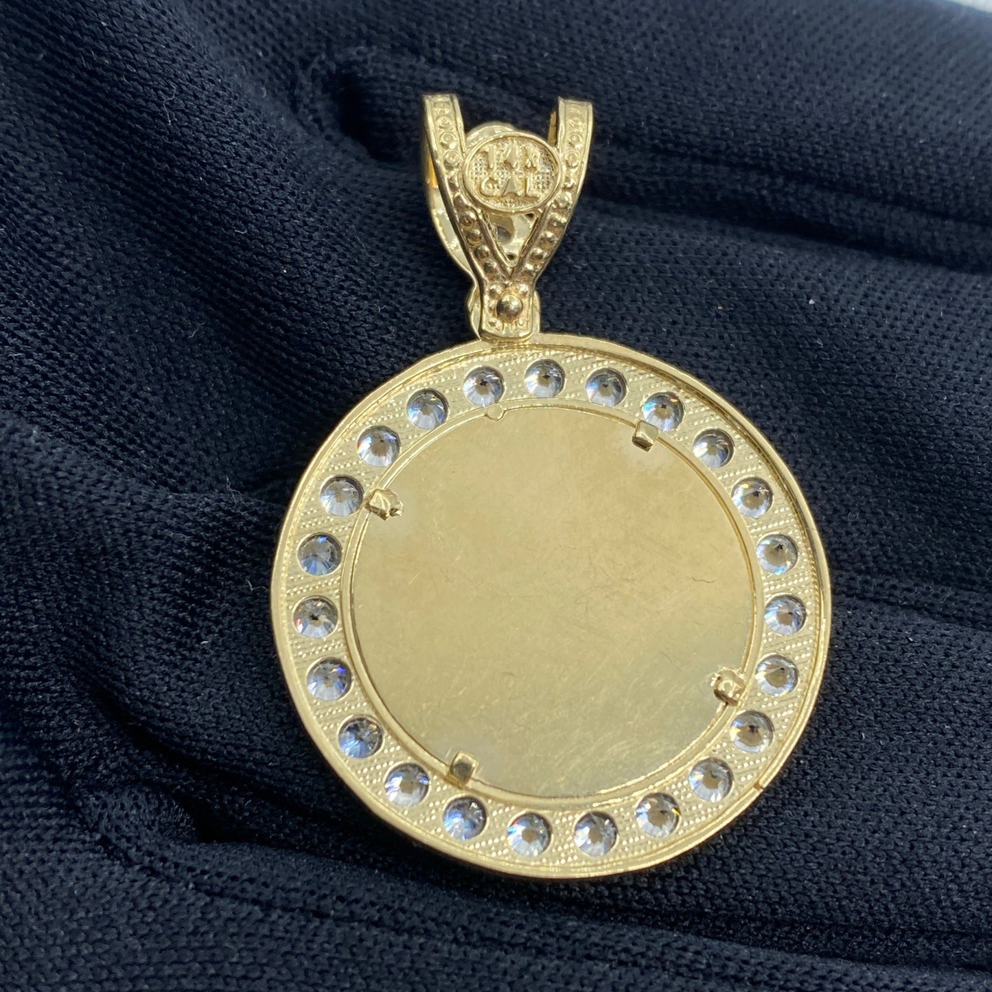 14K Circle Picture Photo Pendant