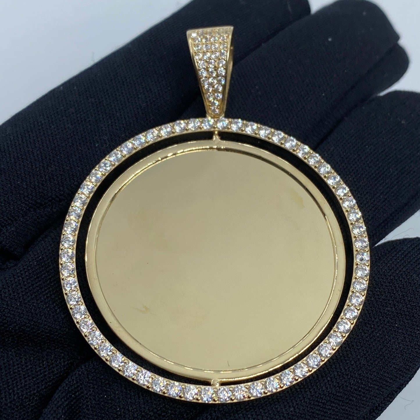14K Spinning Circle Picture Photo Pendant