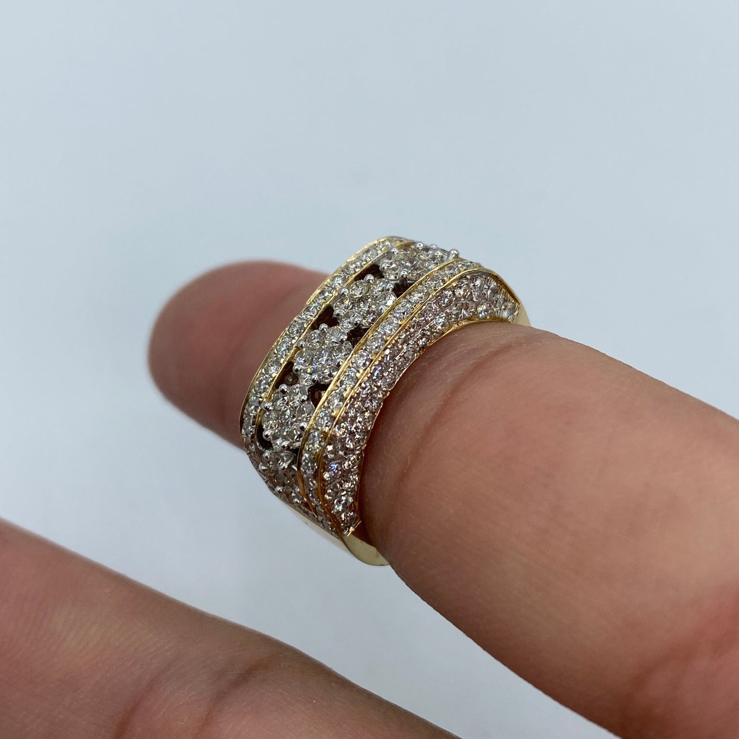 14K Rectangle Flowers Diamond Ring