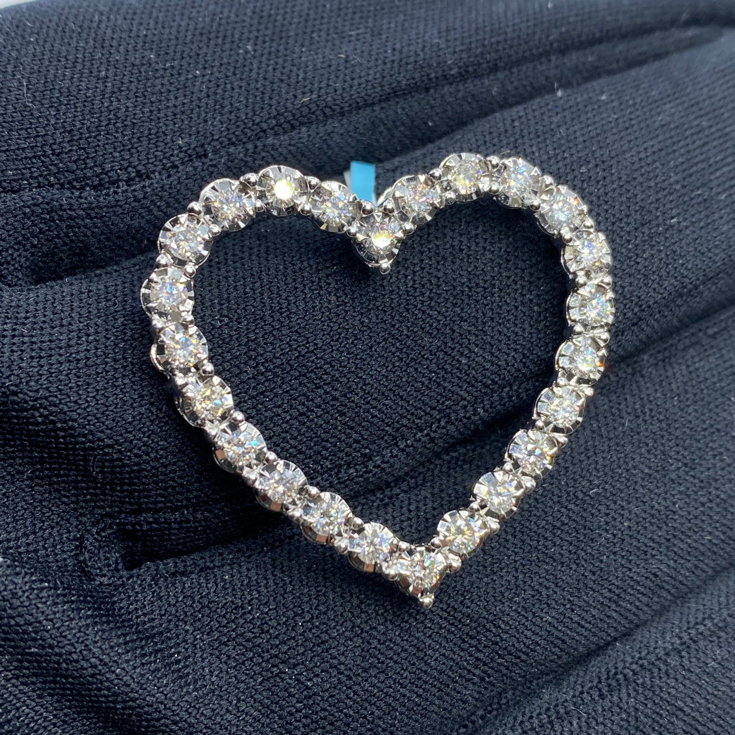 14k Heart Outline Diamond Pendant