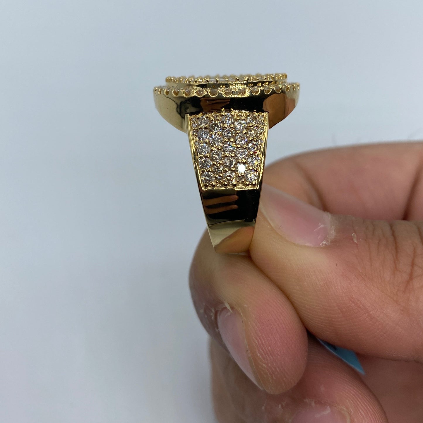 14K Circle Diamond Baguette Ring