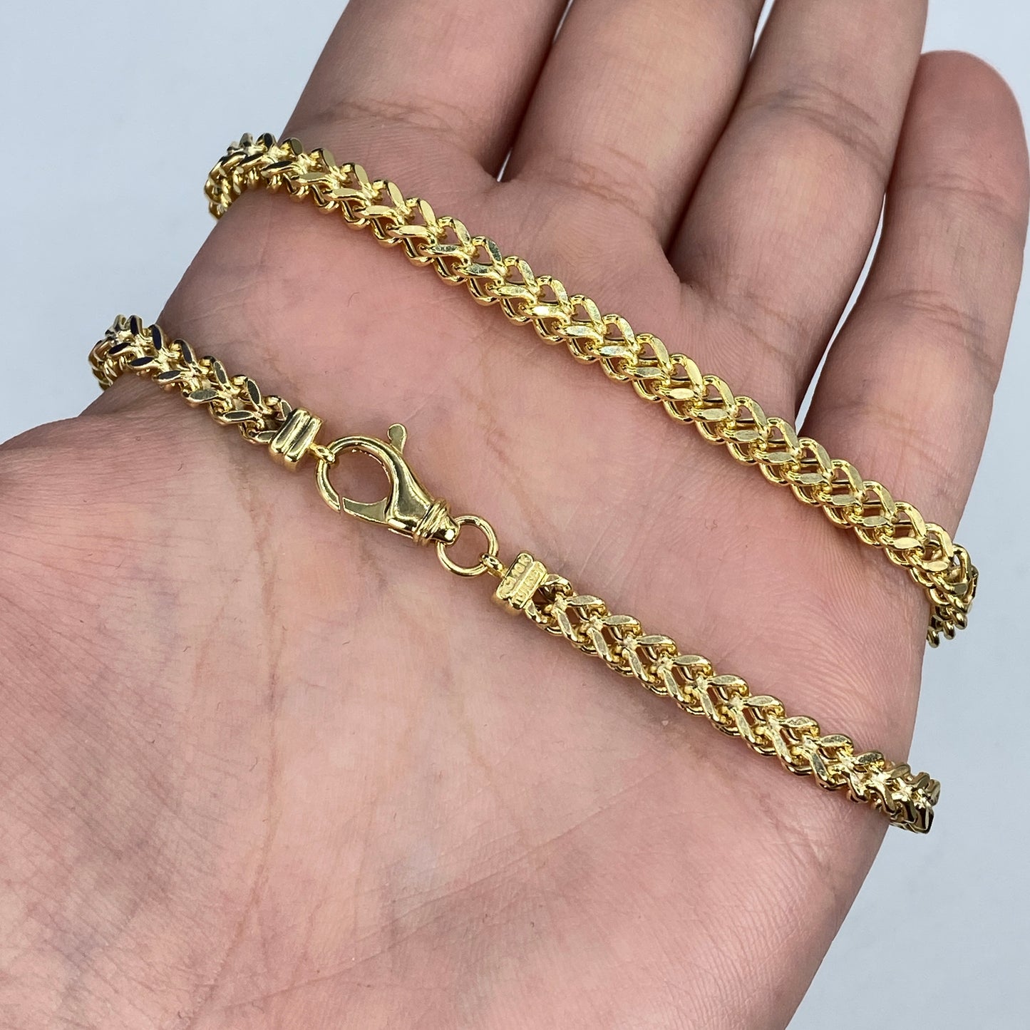 10K 4.5MM Box Chain 23"