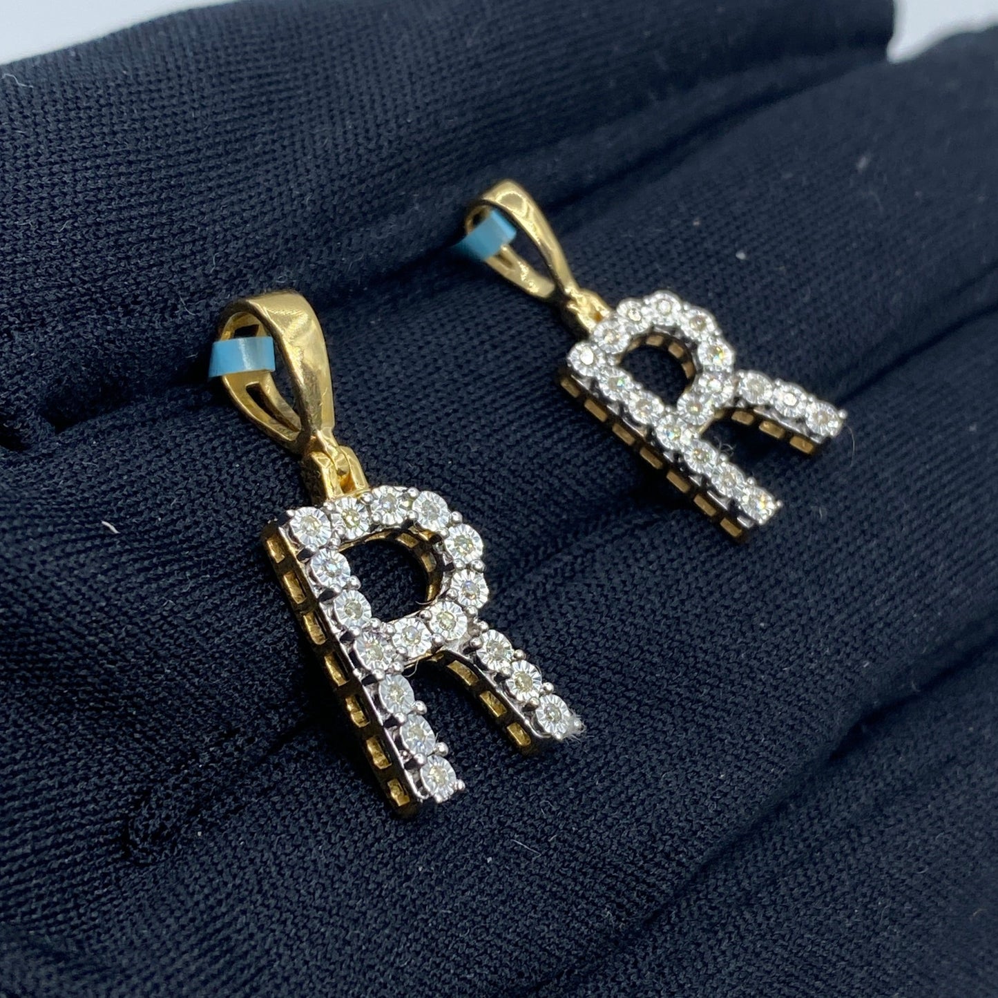 14k Single Stone Initial R Pendant