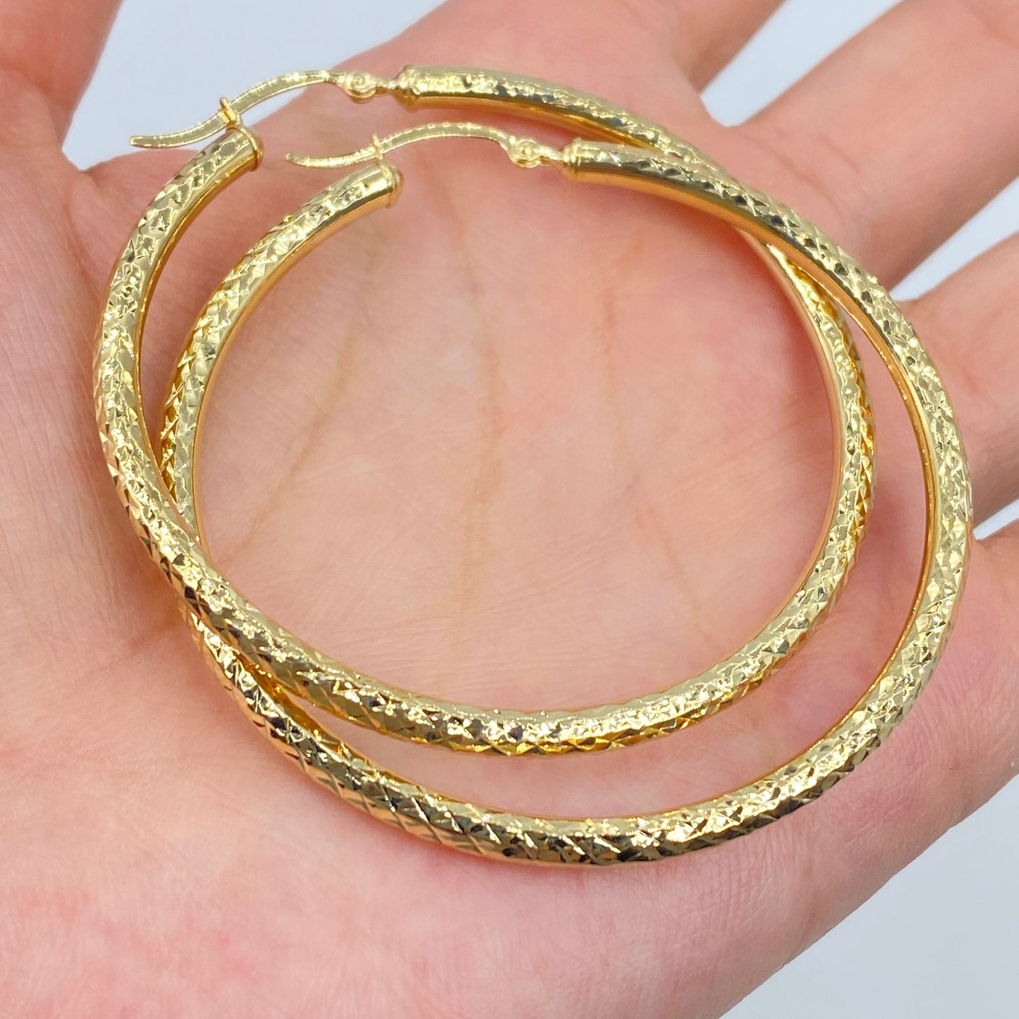 14K Alligator Diamond-Cut Textured Gold Hoop Earrings 3.5MM