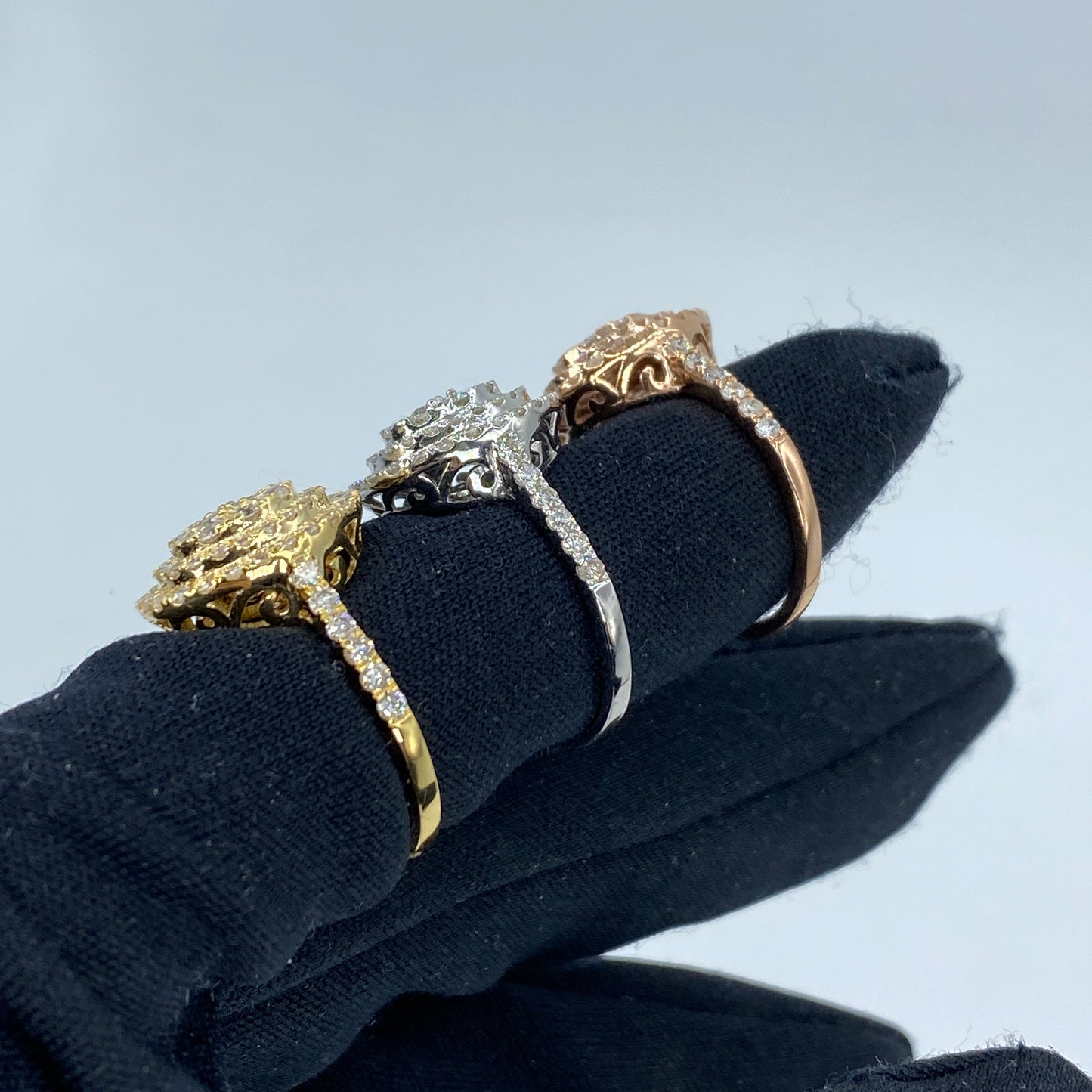 14K Jumbo Cake Circle Diamond Engagement Ring