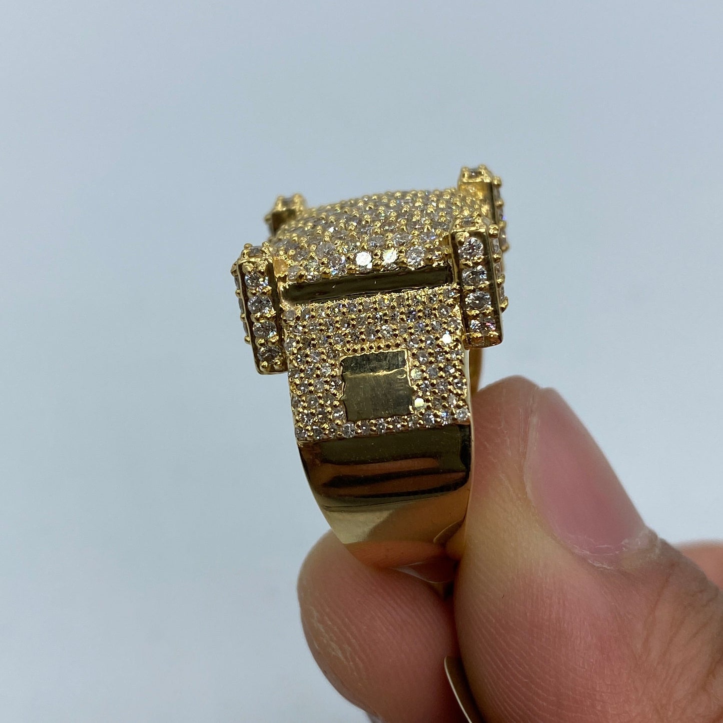 10K Castle Diamond Ring