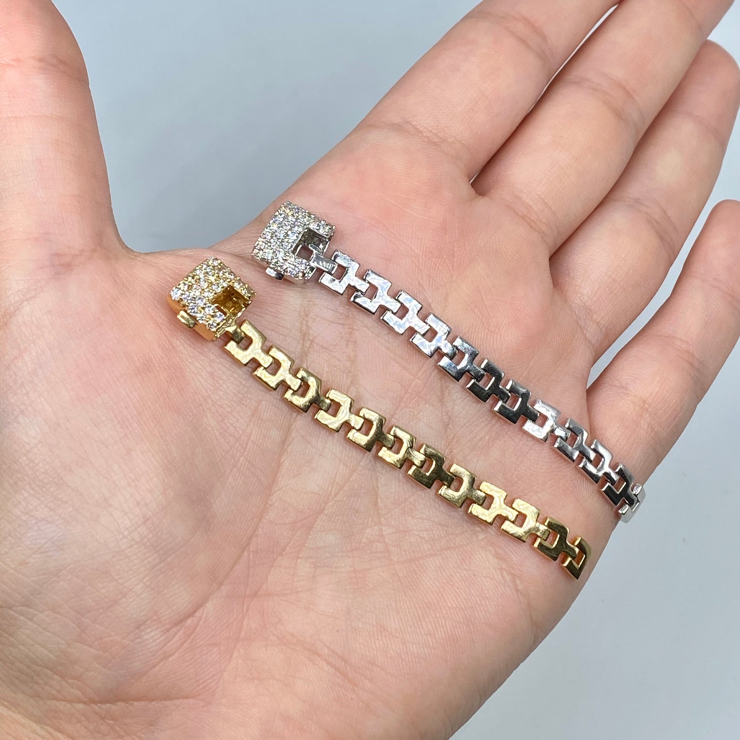 14K Link Diamond Clasp Ring