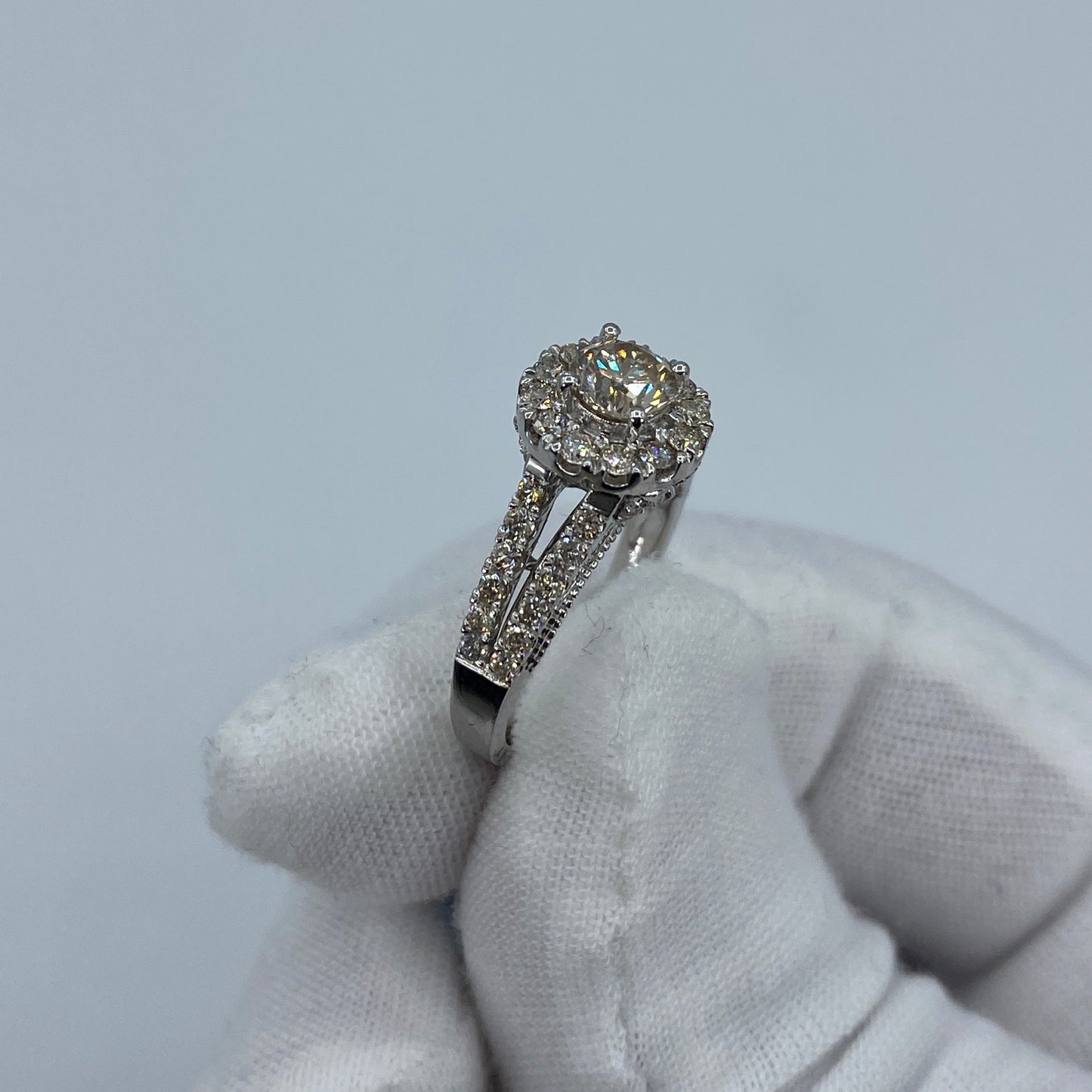 14K Round Large Center Stone Diamond Engagement Ring