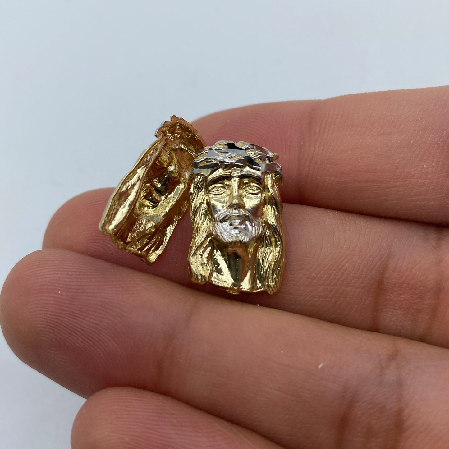 14K Jesus Head Earrings 0.8"