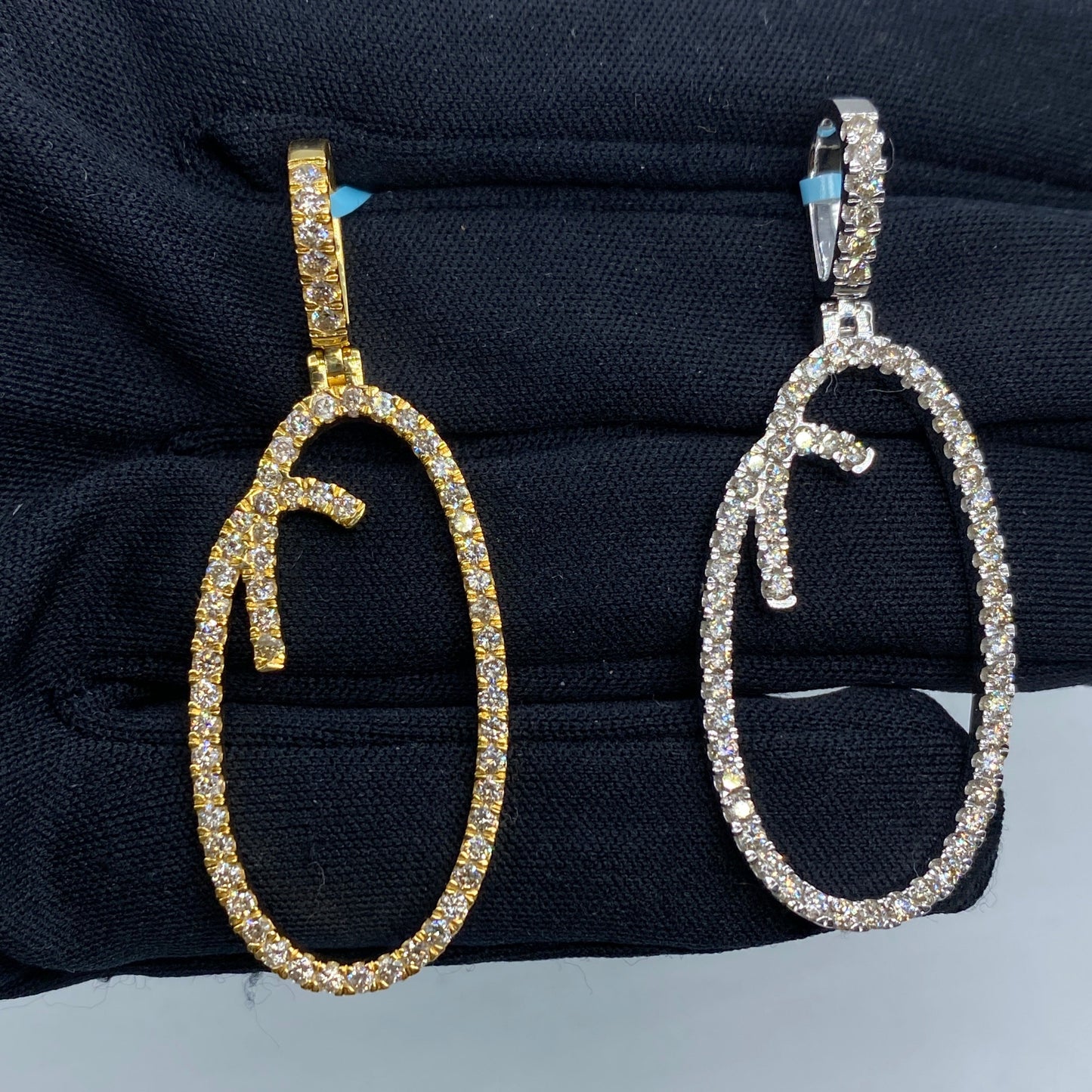 14k Initial O Large Script Pendant