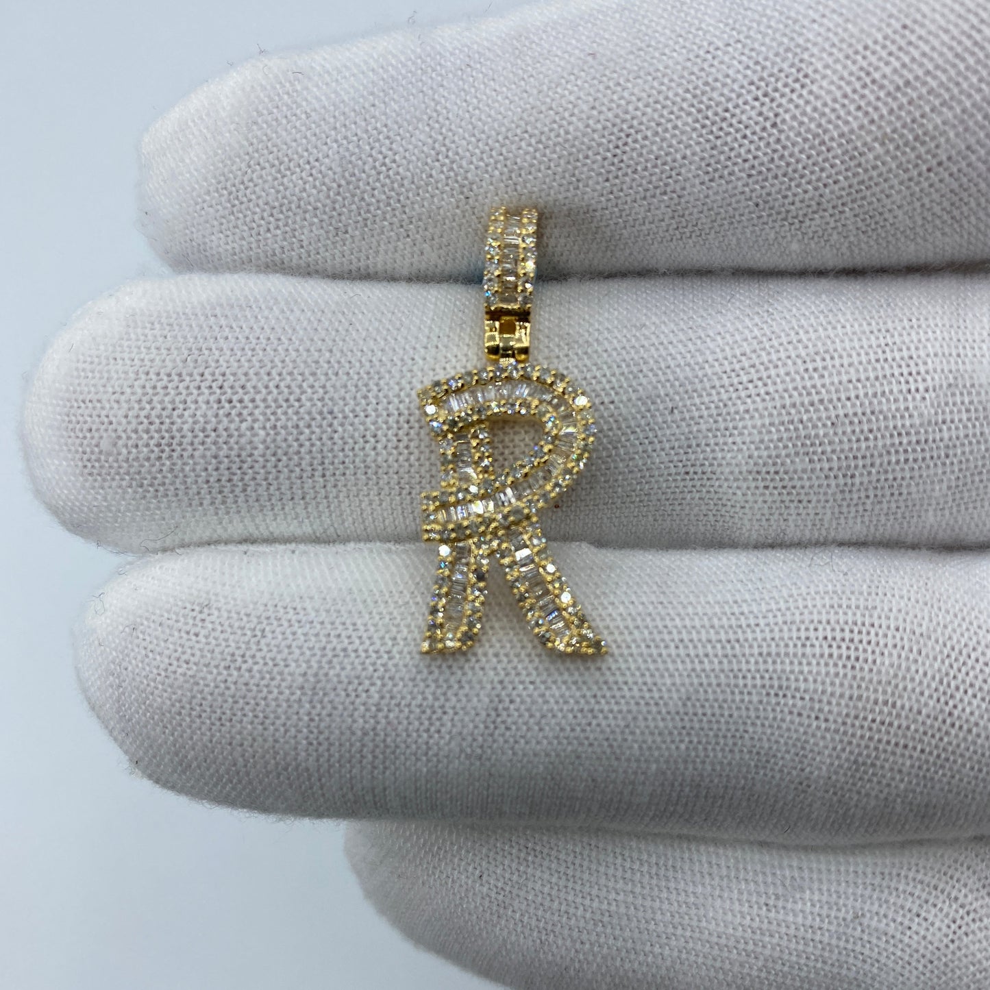 14K Initial R Diamond Baguette Pendant