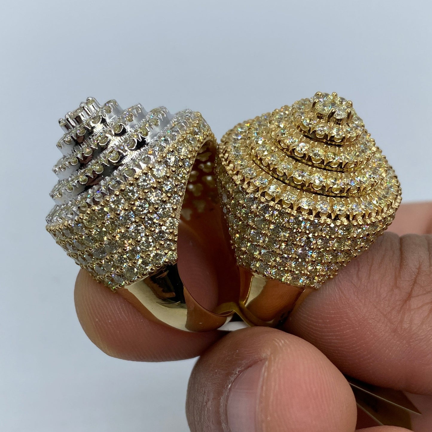10K Jumbo Circle Cake Diamond Ring